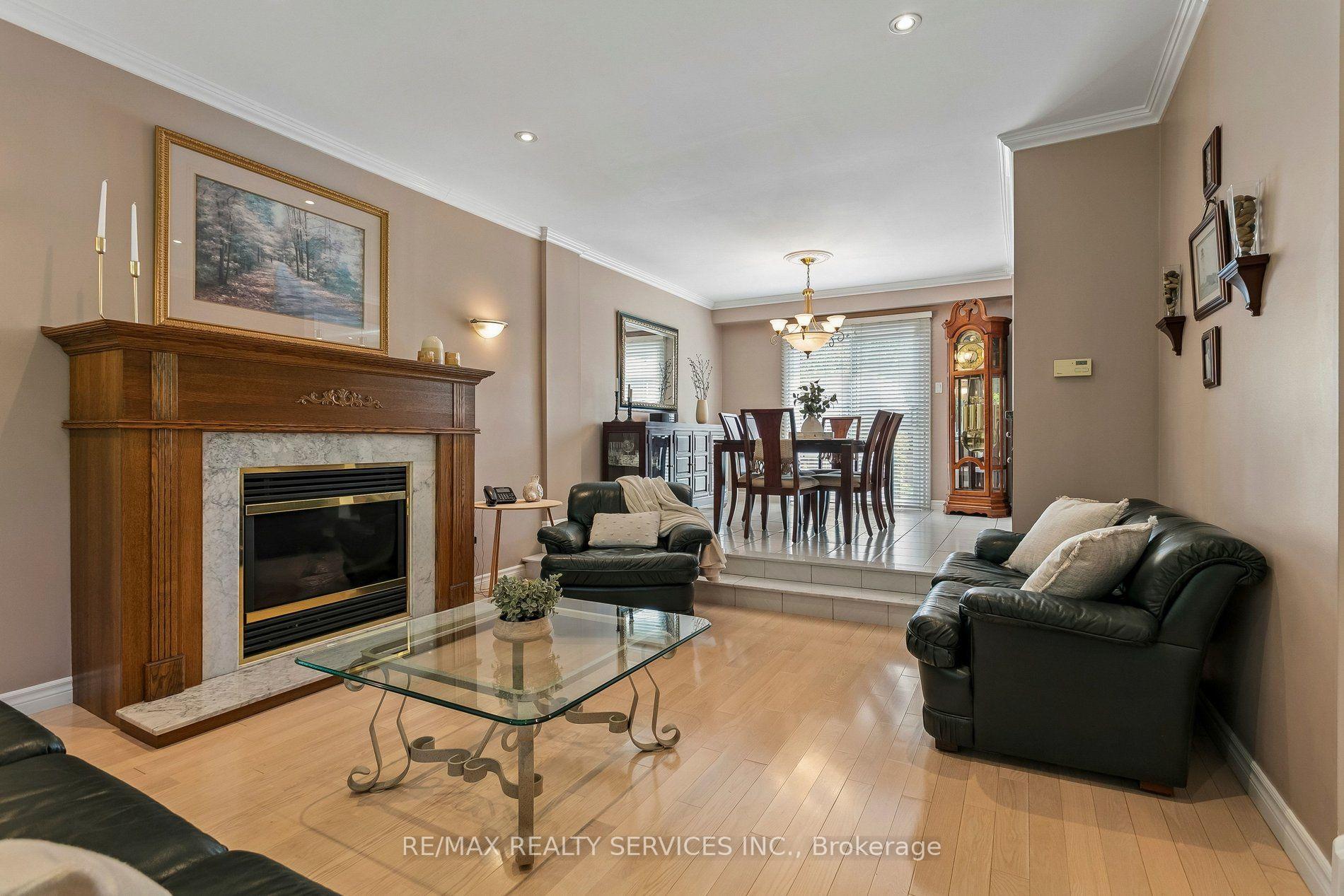 Photo 8 of 11 Longbourne Crescent, Brampton, Westgate — HOMEH