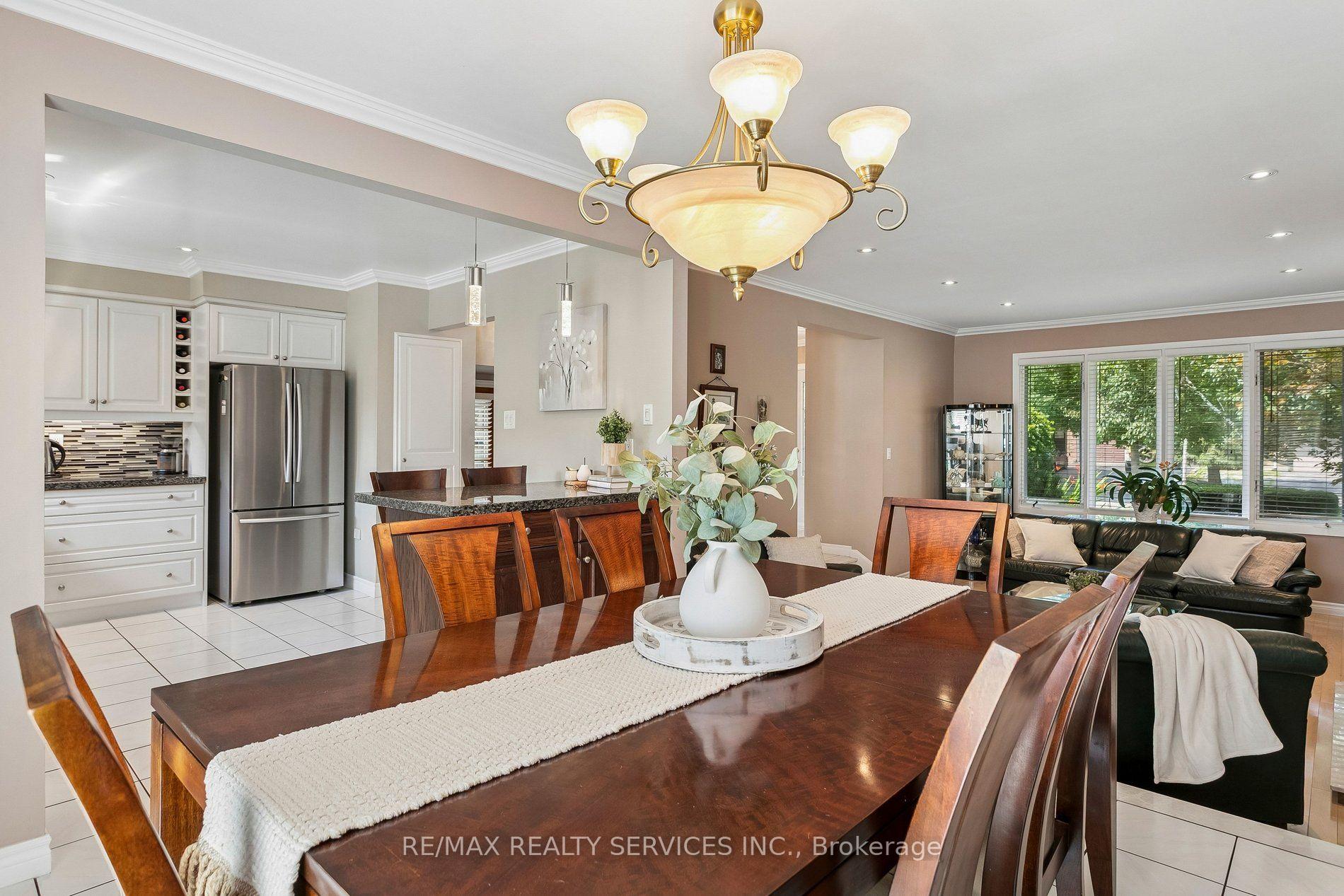 Photo 13 of 11 Longbourne Crescent, Brampton, Westgate — HOMEH