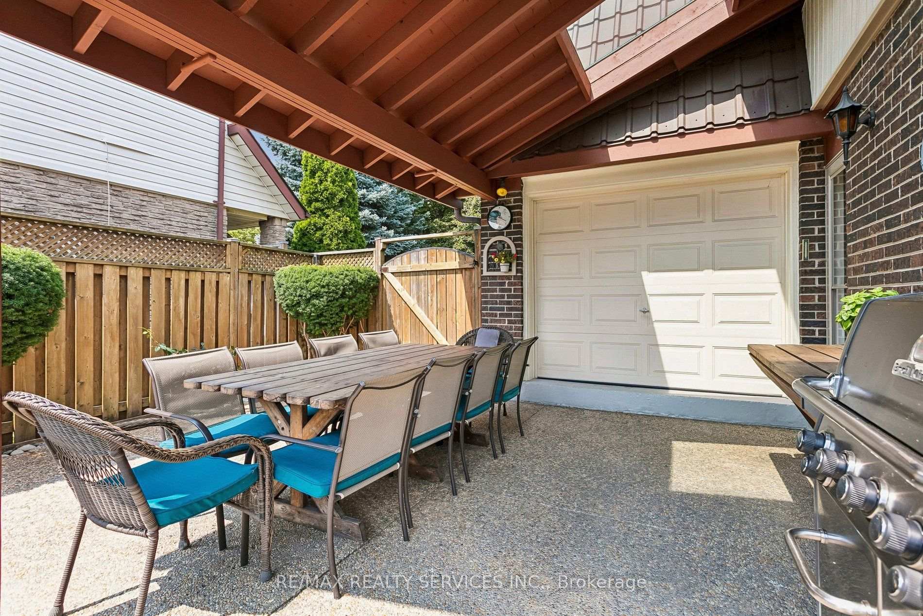 Photo 37 of 11 Longbourne Crescent, Brampton, Westgate — HOMEH