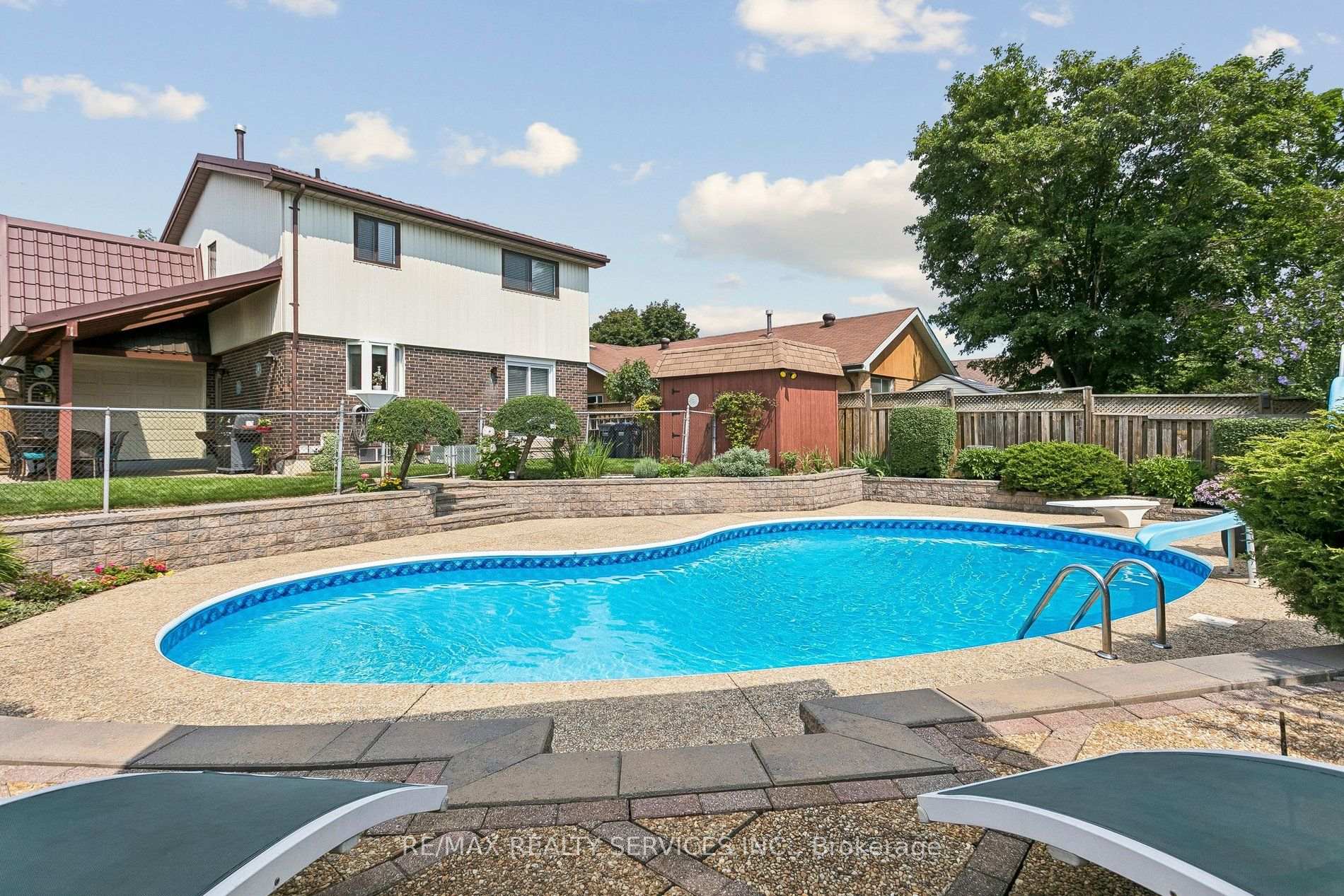 Photo 50 of 11 Longbourne Crescent, Brampton, Westgate — HOMEH