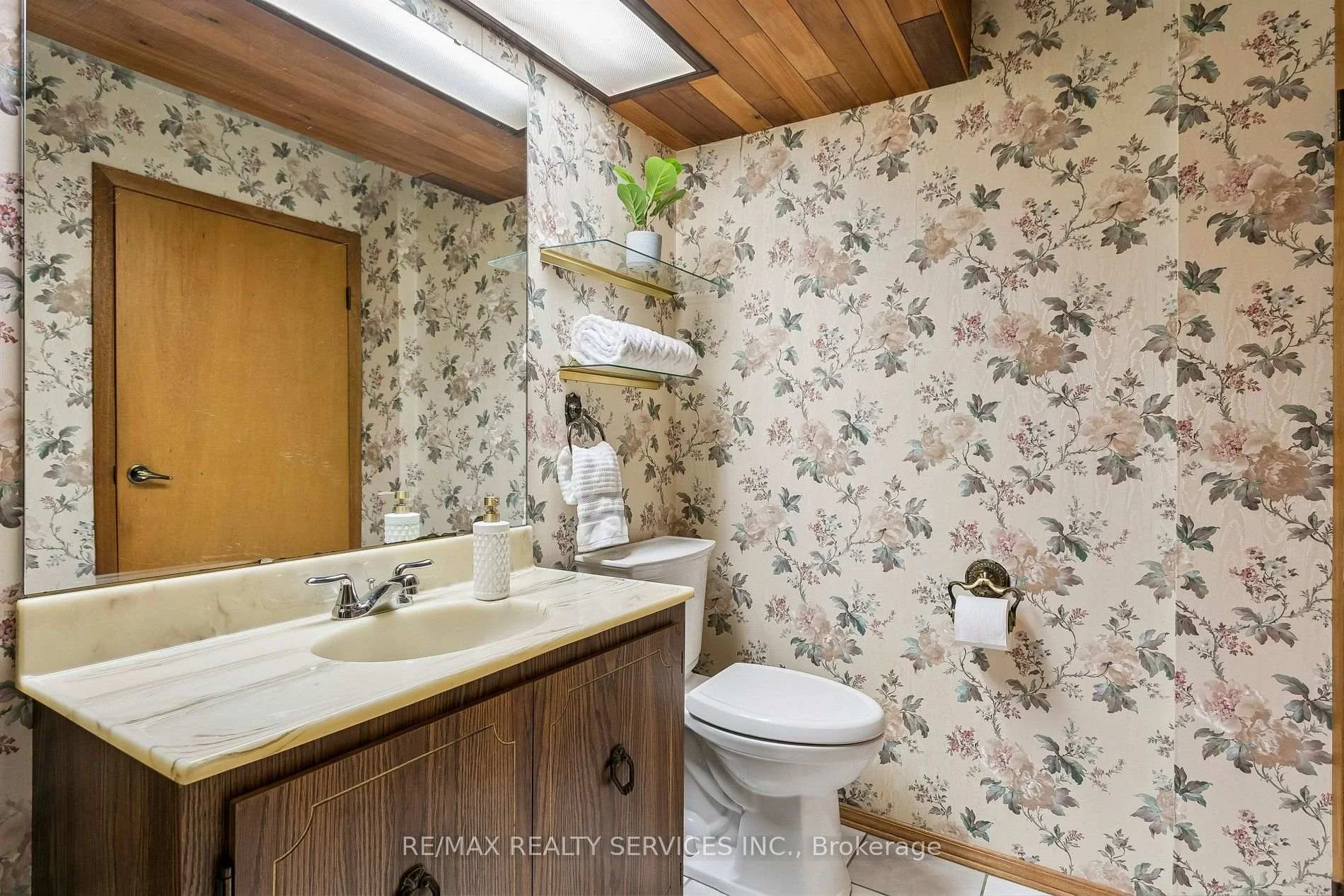Photo 38 of 11 Longbourne Crescent, Brampton, Westgate — HOMEH
