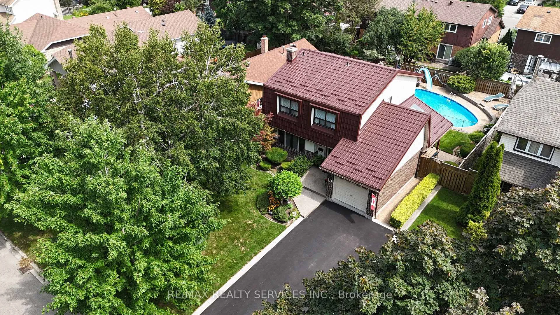 Photo 52 of 11 Longbourne Crescent, Brampton, Westgate — HOMEH