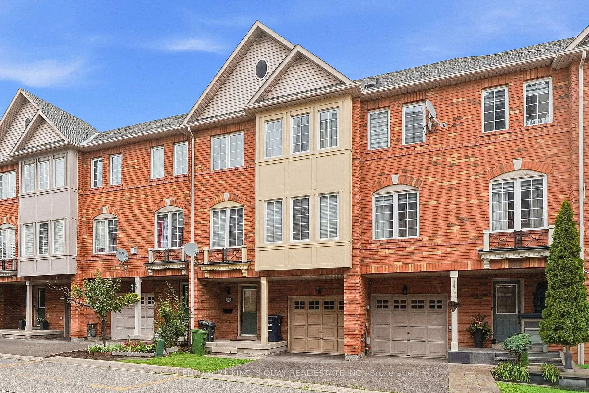 Photo 7 of Unit 22, 619 Evans Avenue, Etobicoke, Alderwood — HOMEH