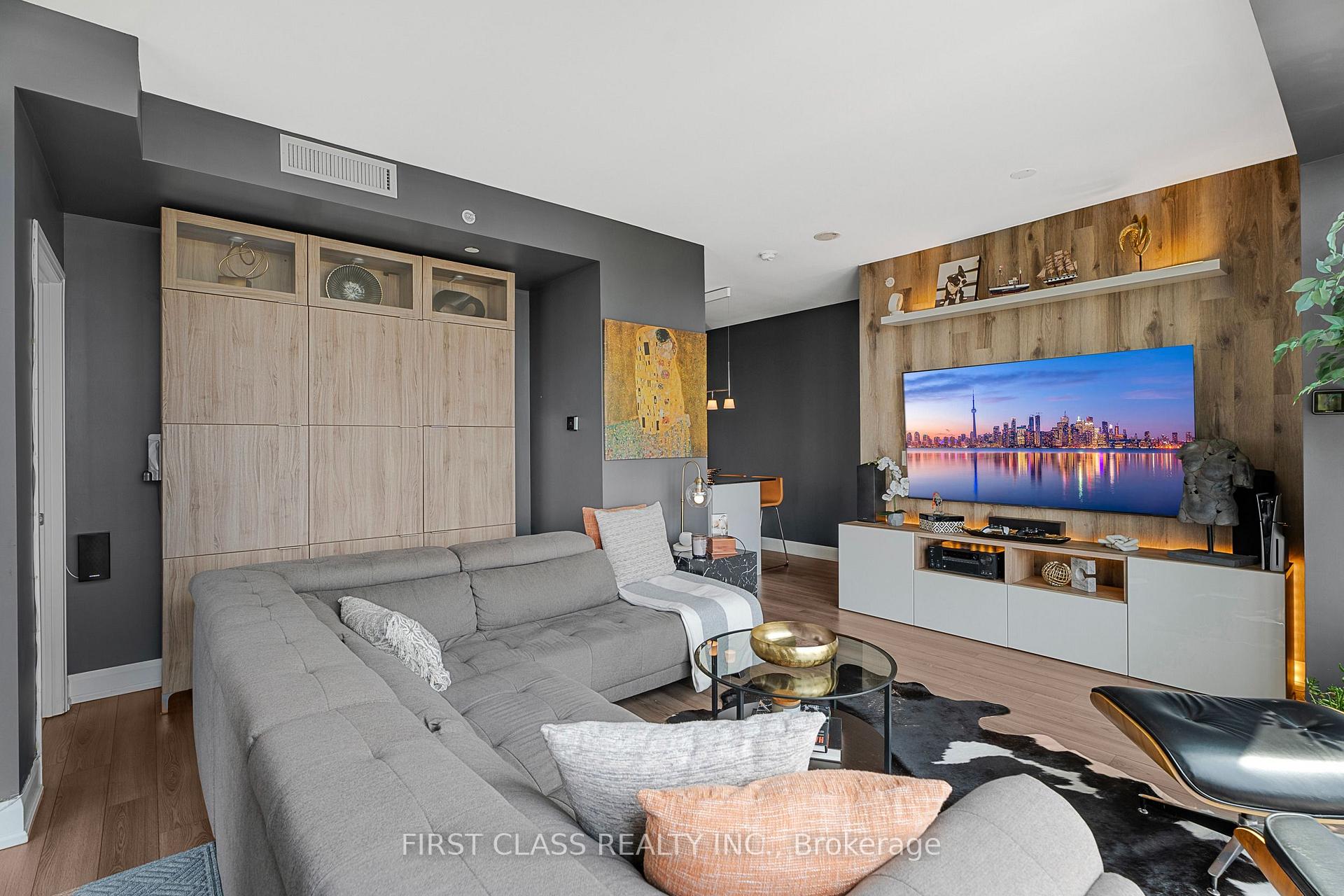 Photo 12 of Unit 1804, 2910 Highway 7, Vaughan, Concord — HOMEH