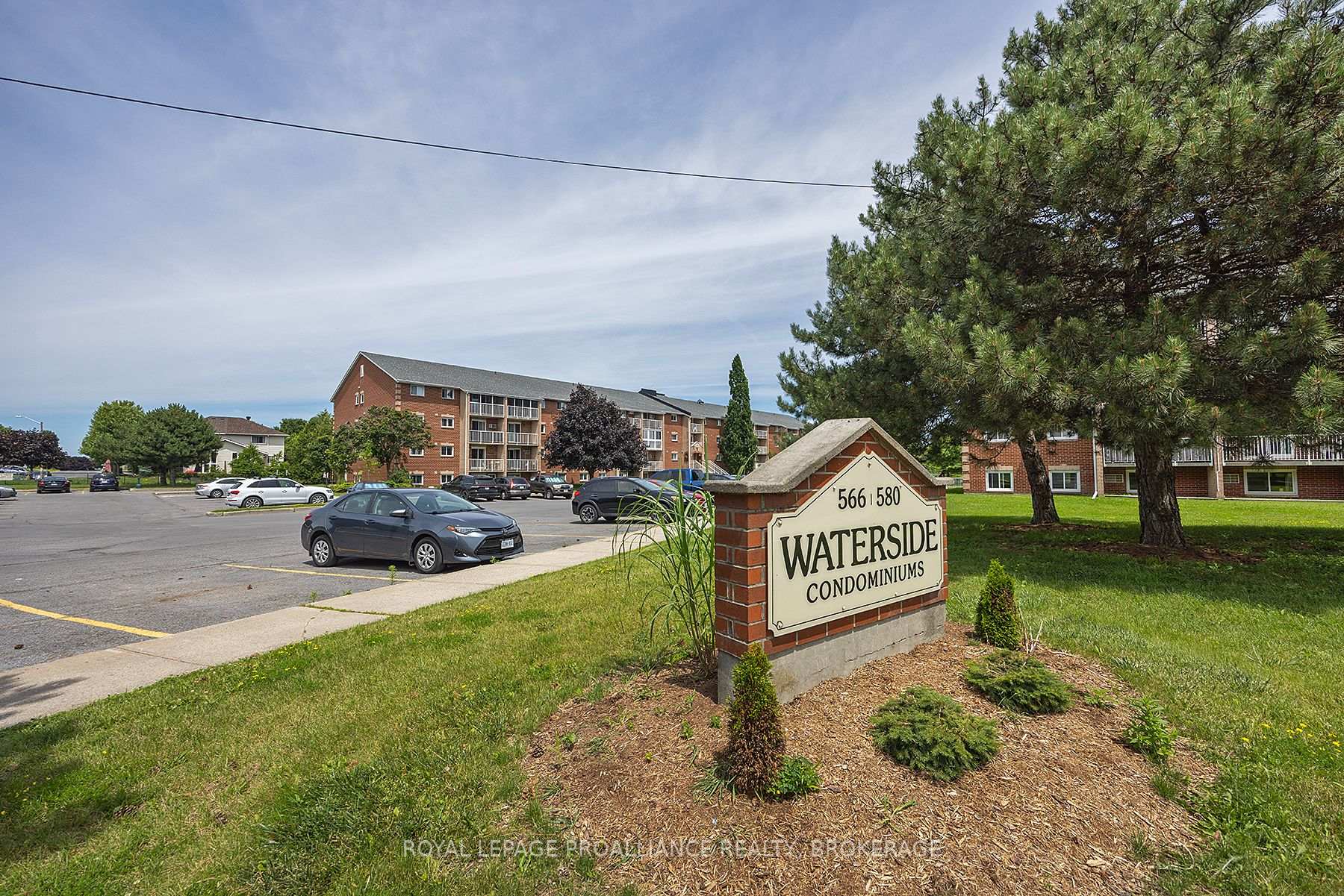 Photo of Unit 201, 580 Armstrong Road
