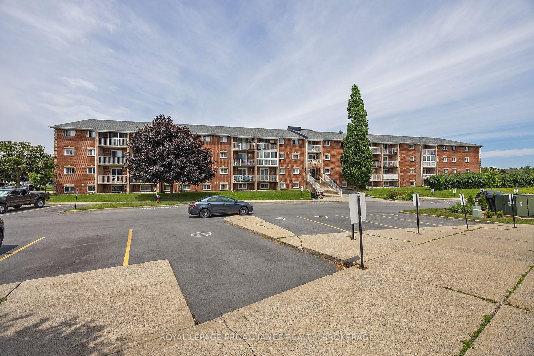 Photo 3 of Unit 201, 580 Armstrong Road, Kingston, East Gardiners Rd — HOMEH