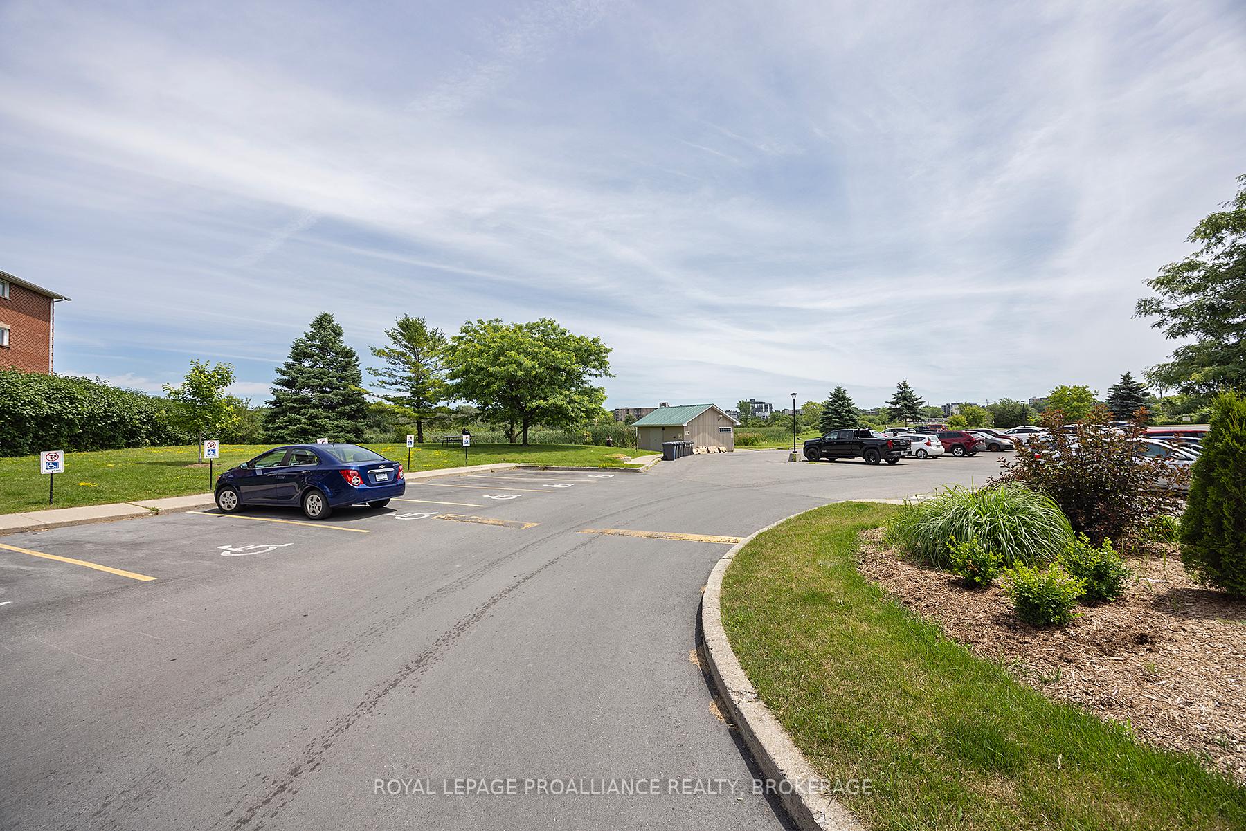 Photo 4 of Unit 201, 580 Armstrong Road, Kingston, East Gardiners Rd — HOMEH