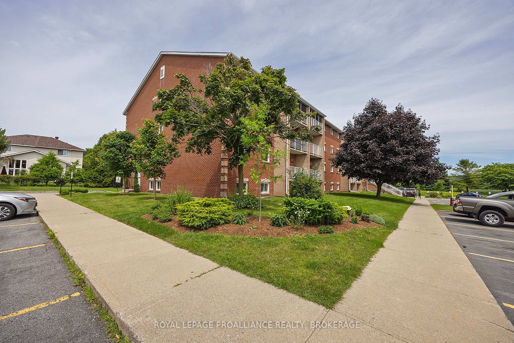 Photo 13 of Unit 201, 580 Armstrong Road, Kingston, East Gardiners Rd — HOMEH