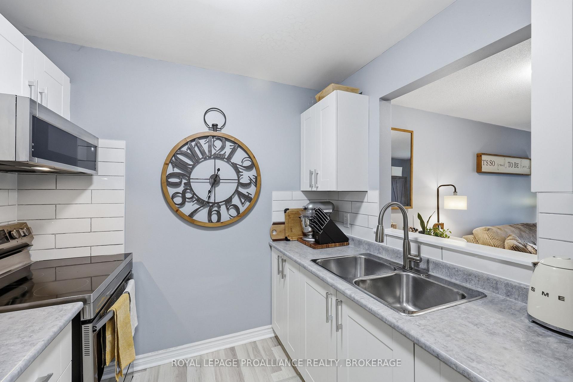 Photo 23 of Unit 201, 580 Armstrong Road, Kingston, East Gardiners Rd — HOMEH