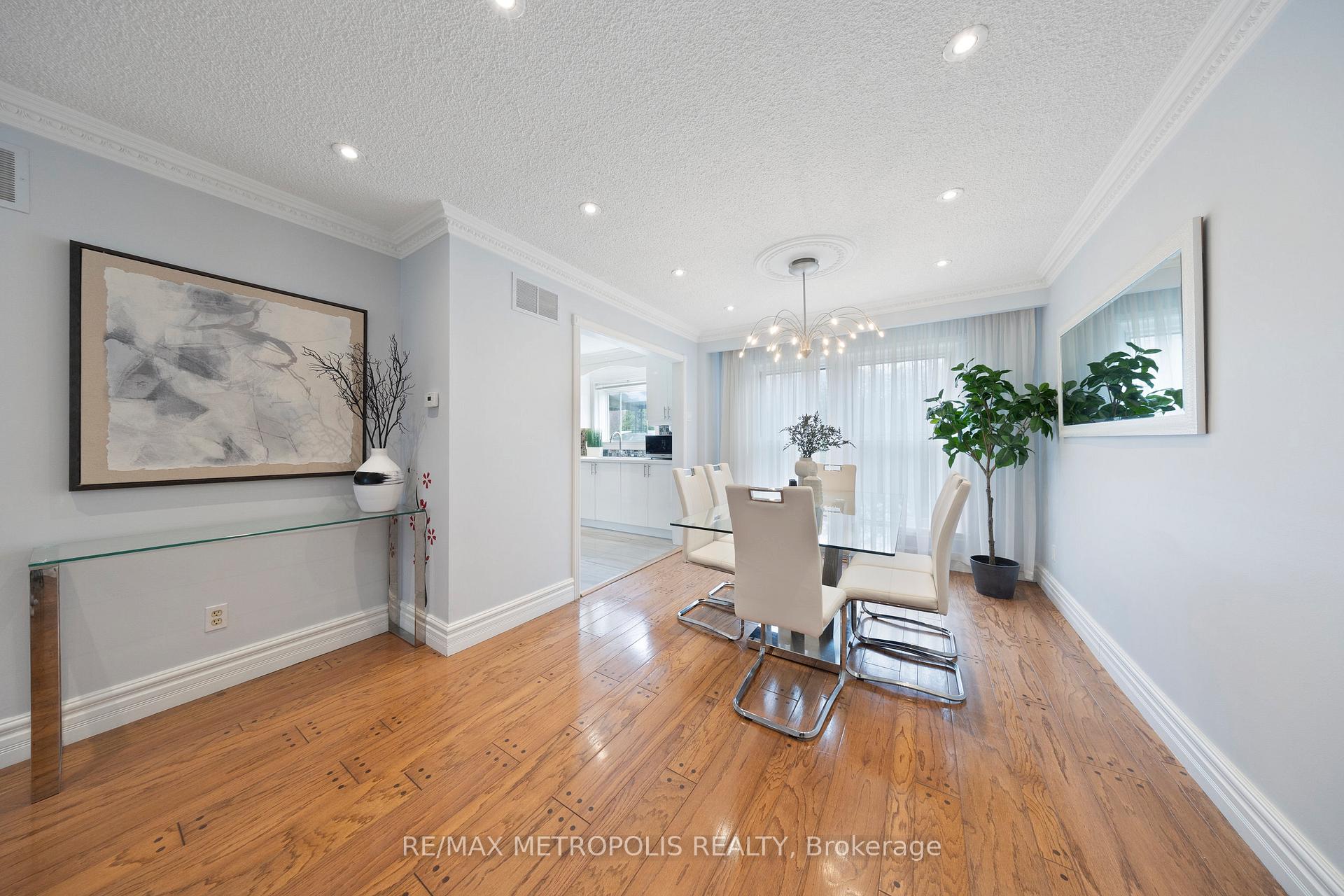 Photo 16 of Unit Upper, 754 Eyer Drive, Pickering, West Shore — HOMEH