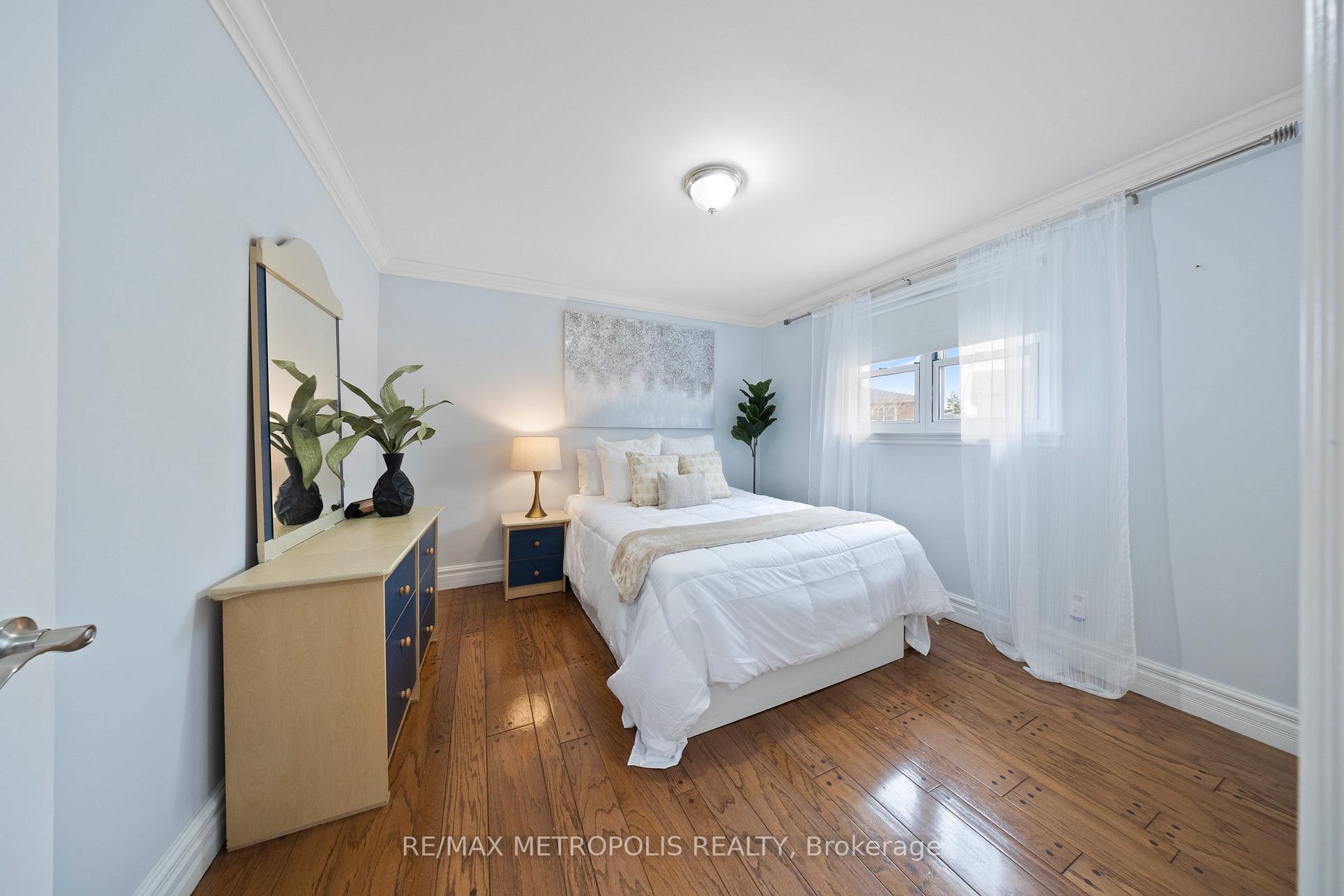 Photo 30 of Unit Upper, 754 Eyer Drive, Pickering, West Shore — HOMEH