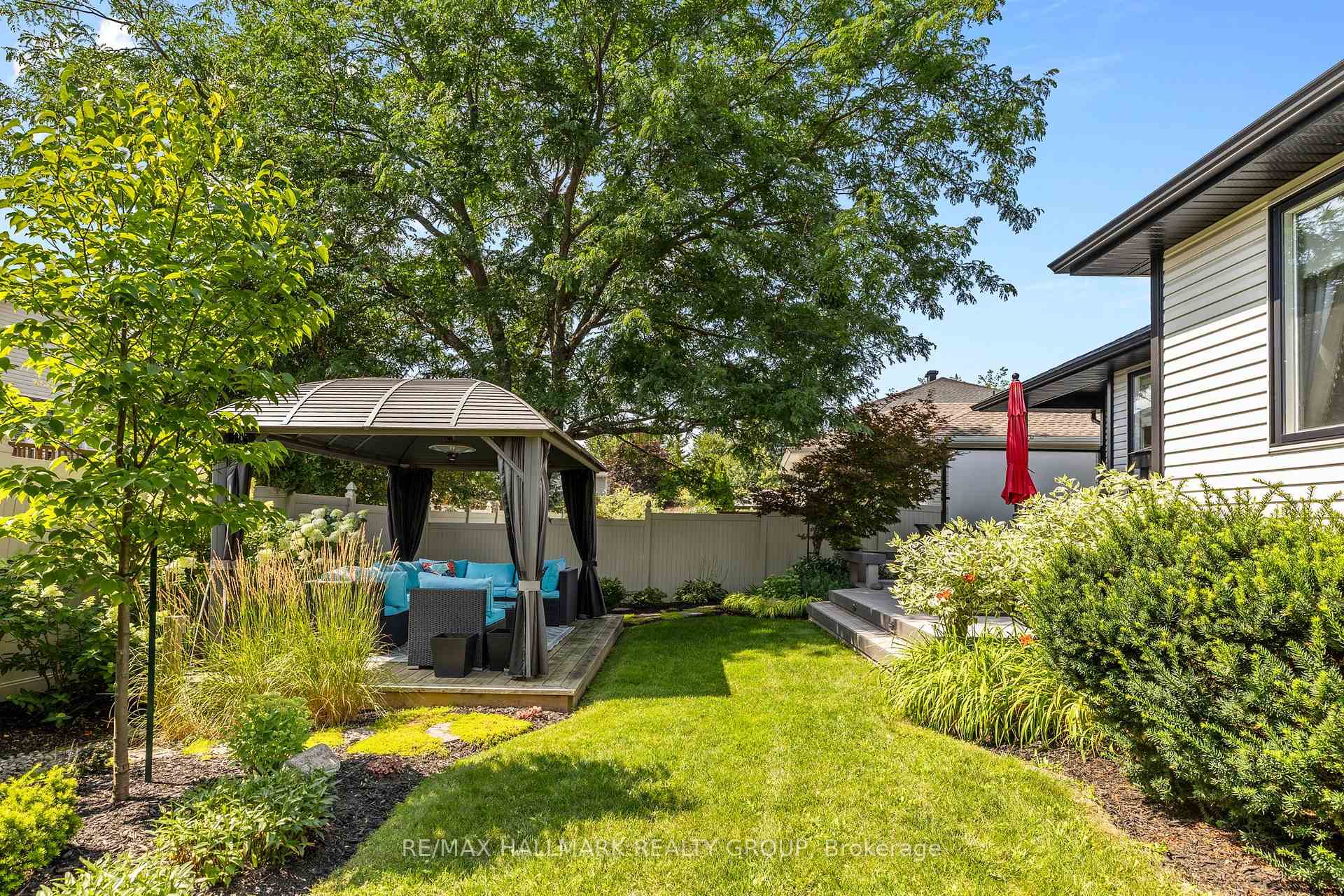 Photo 32 of 1832 Springridge Drive, Ottawa, Springridge/East Village — HOMEH