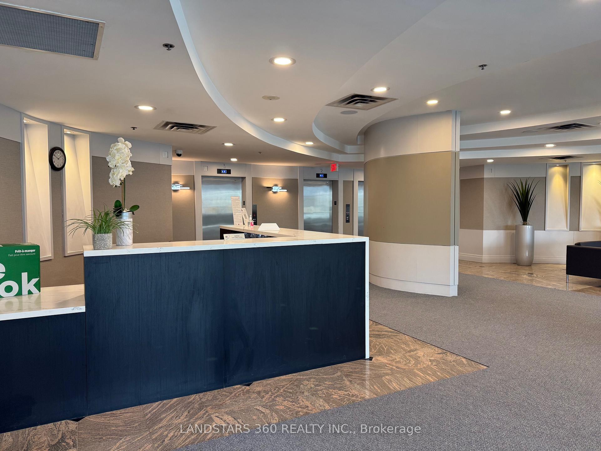 Photo 18 of Unit 906, 39 Oneida Crescent, Richmond Hill, Langstaff — HOMEH