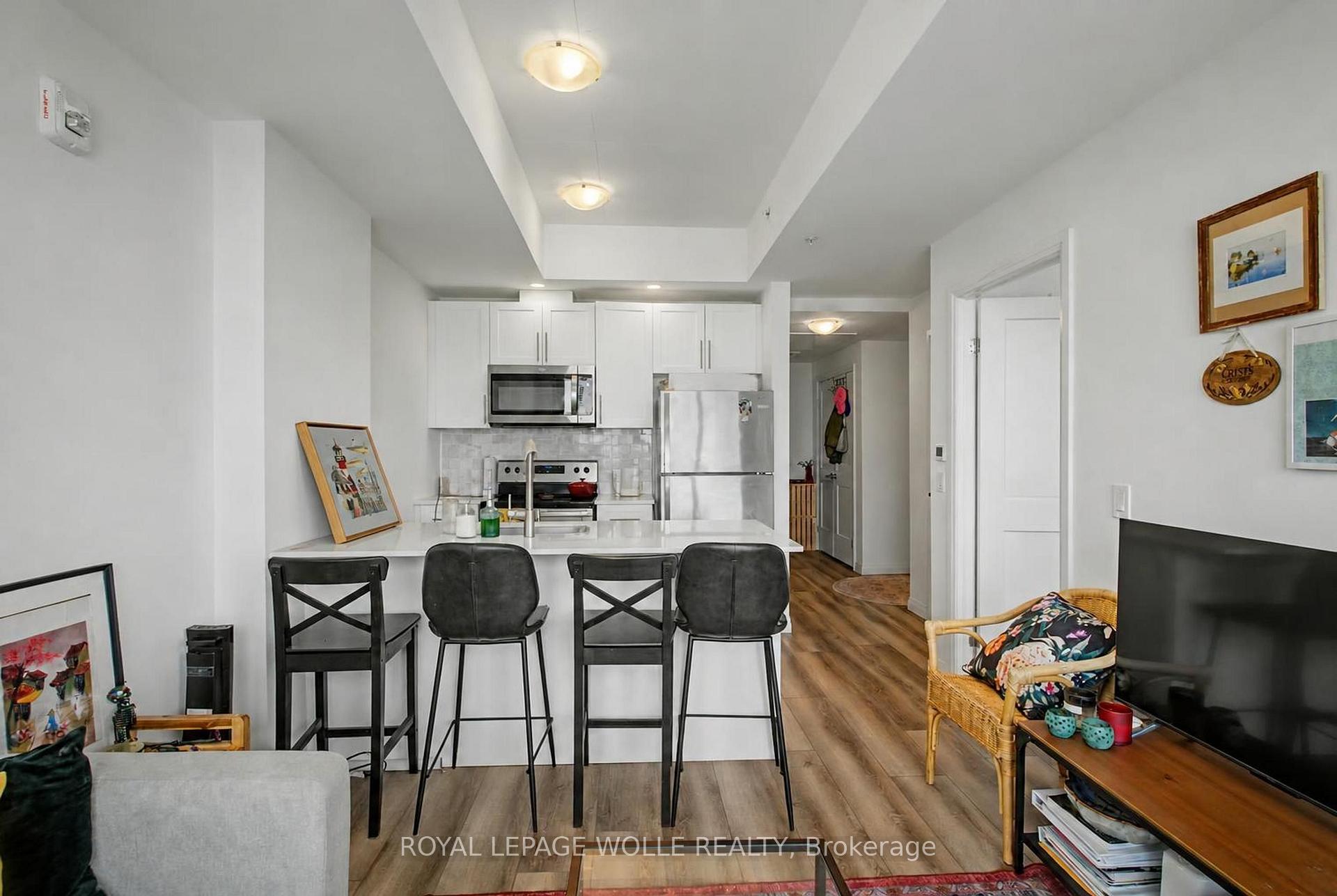Photo 6 of Unit 2409, 108 Garment Street, Kitchener, Cherry Hill — HOMEH