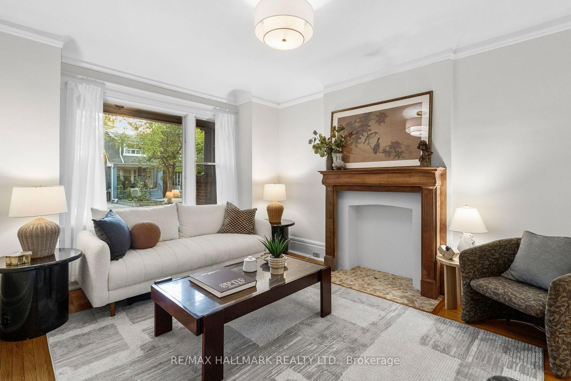 Photo 7 of 159 Gillard Avenue, Toronto, Greenwood-Coxwell — HOMEH