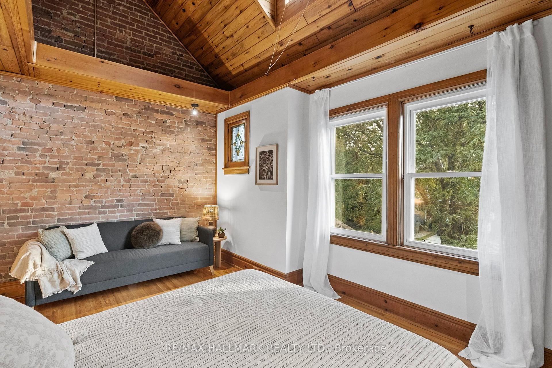 Photo 27 of 159 Gillard Avenue, Toronto, Greenwood-Coxwell — HOMEH