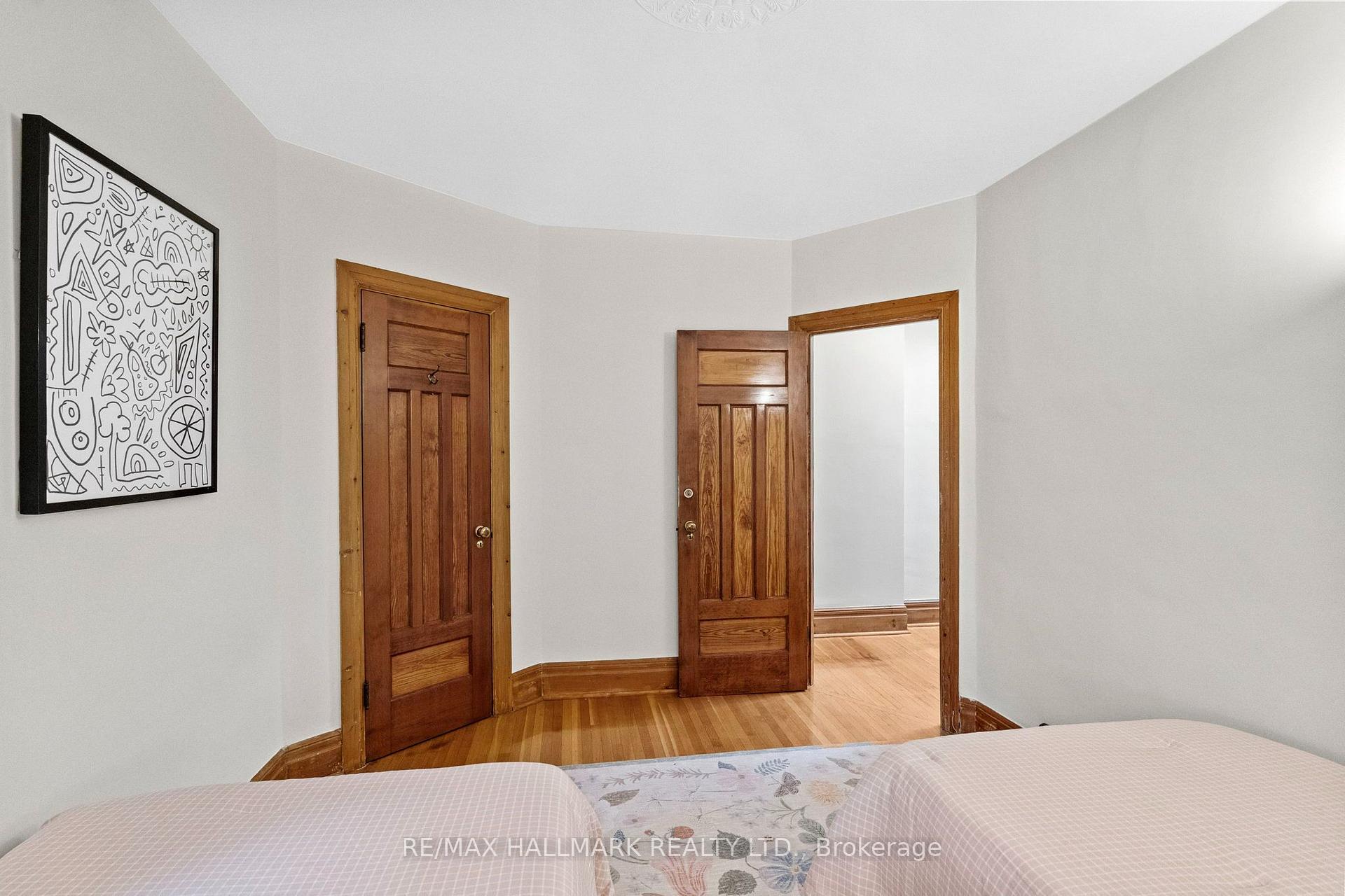 Photo 35 of 159 Gillard Avenue, Toronto, Greenwood-Coxwell — HOMEH