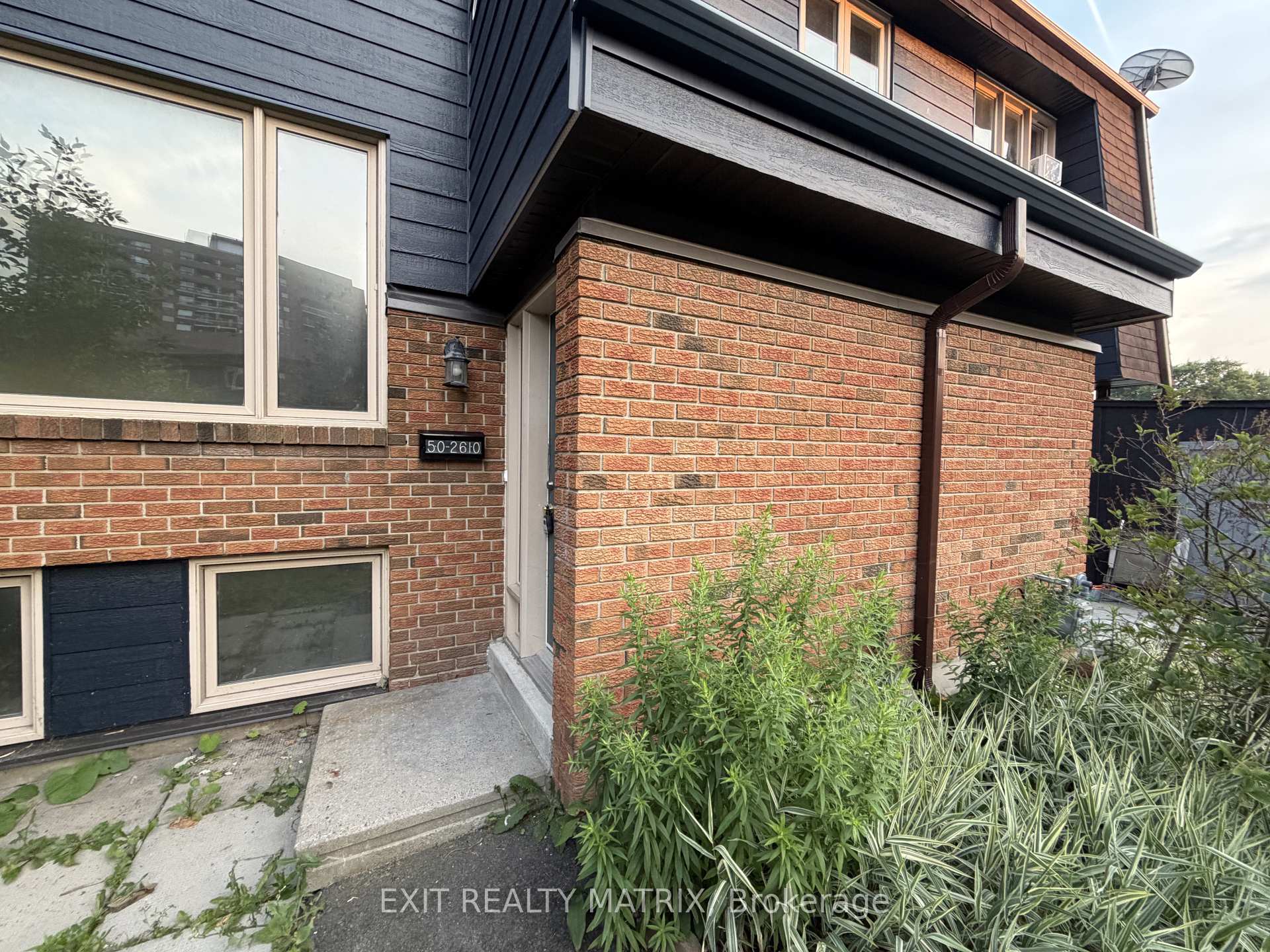 Photo 2 of Unit 50, 2610 Draper Avenue, Ottawa, Redwood Park — HOMEH