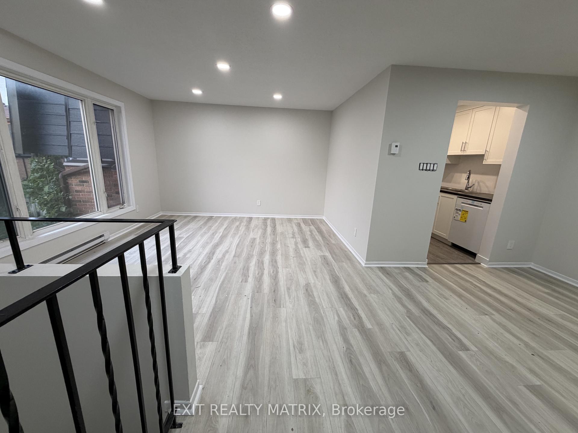 Photo 3 of Unit 50, 2610 Draper Avenue, Ottawa, Redwood Park — HOMEH