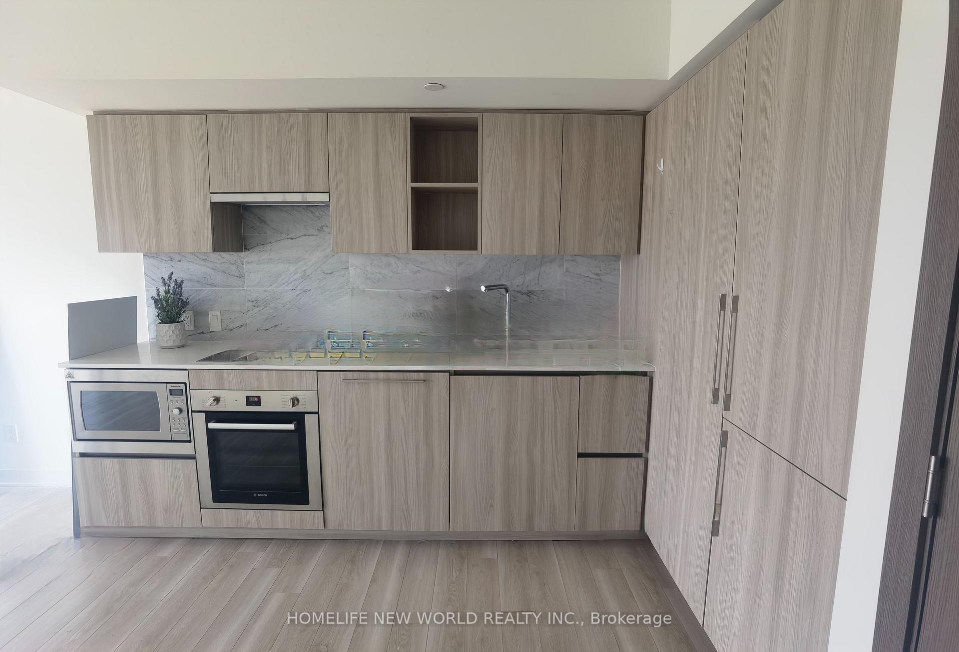 Photo 3 of Unit 3002, 17 Bathurst Street, Toronto, Waterfront Communities — HOMEH