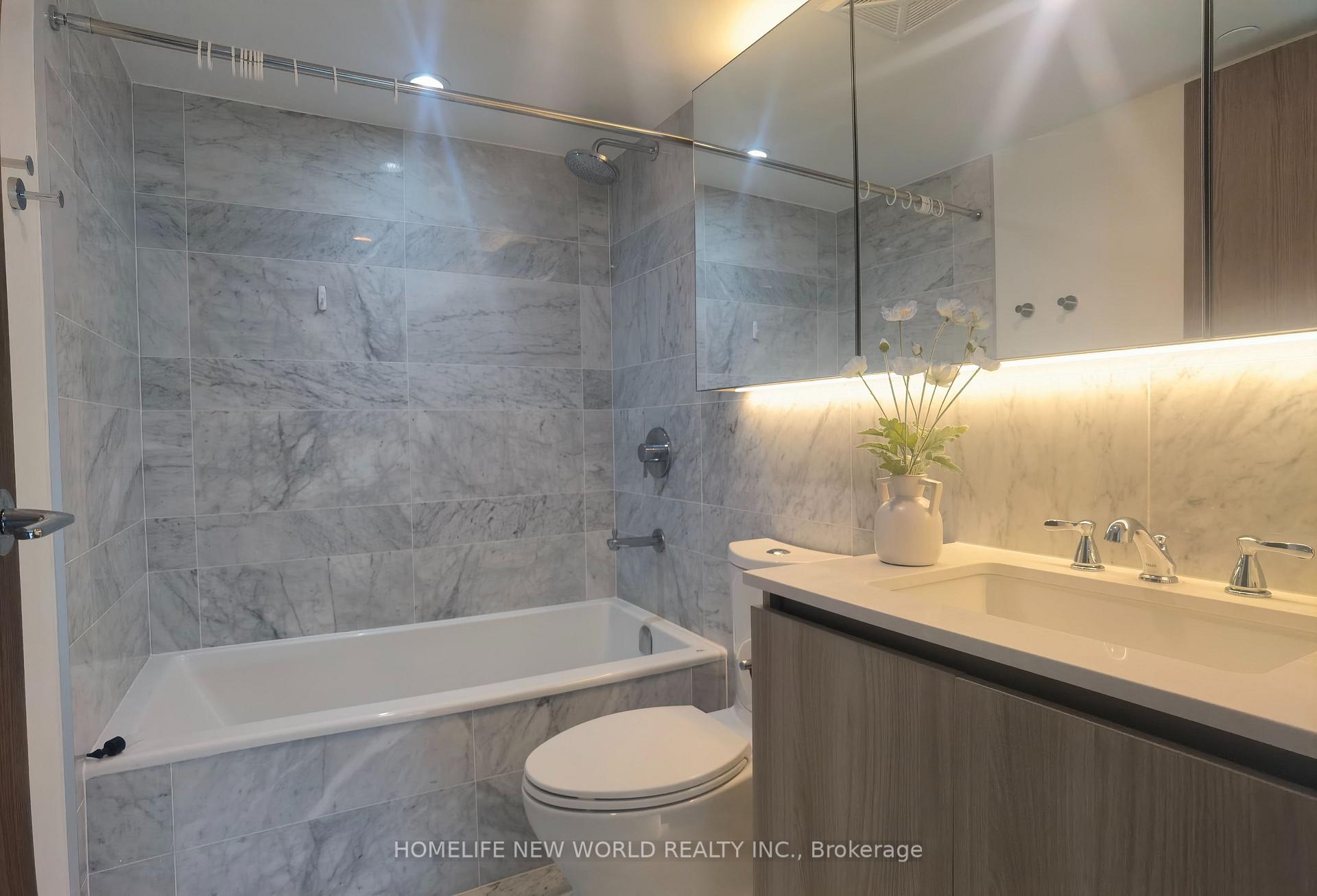 Photo 8 of Unit 3002, 17 Bathurst Street, Toronto, Waterfront Communities — HOMEH