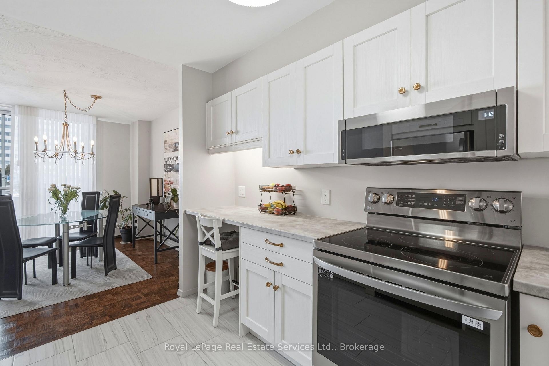 Photo 11 of Unit 102, 15 Towering Heights Boulevard, St. Catharines, Glendale/Glenridge — HOMEH