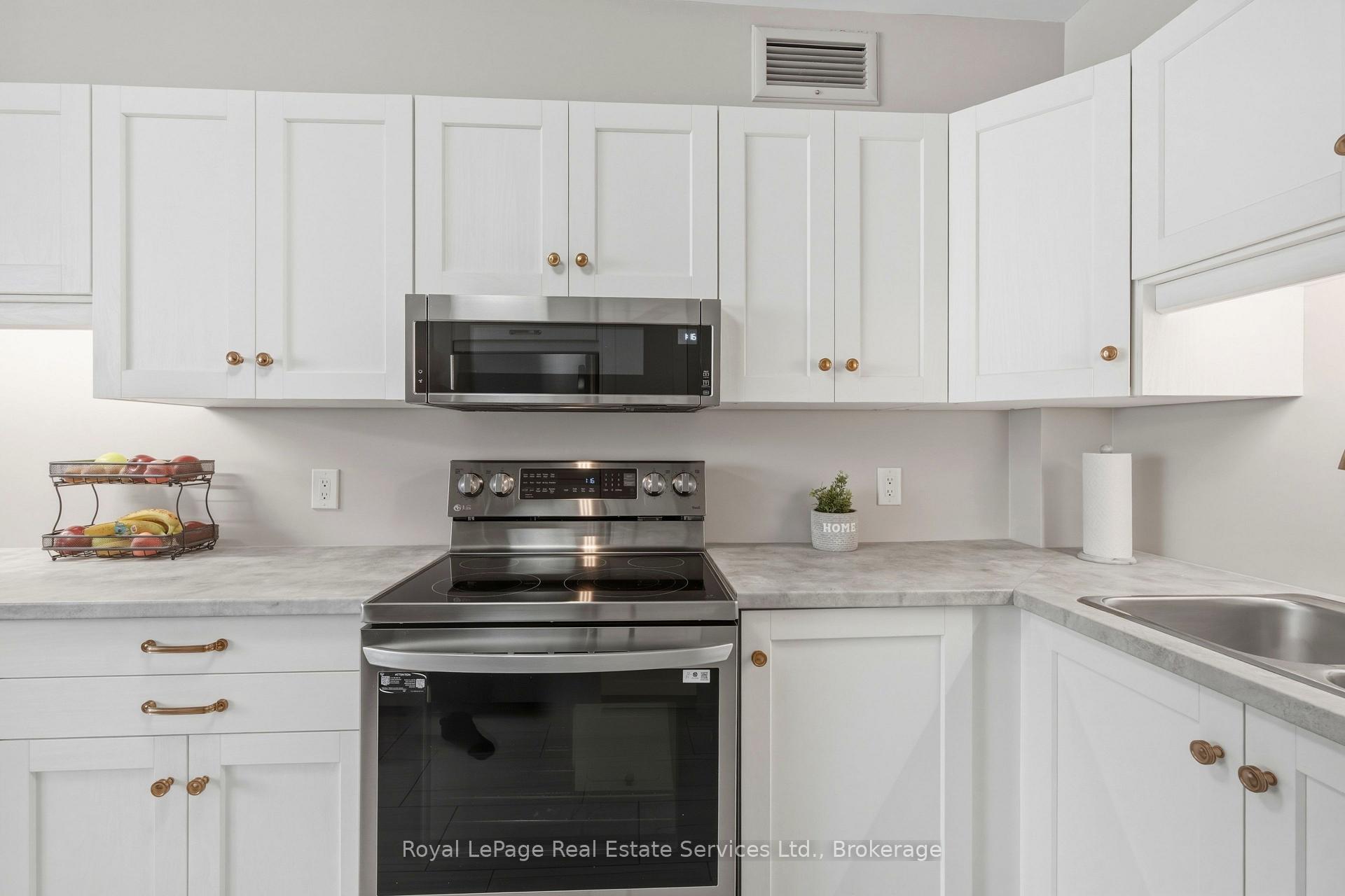Photo 12 of Unit 102, 15 Towering Heights Boulevard, St. Catharines, Glendale/Glenridge — HOMEH