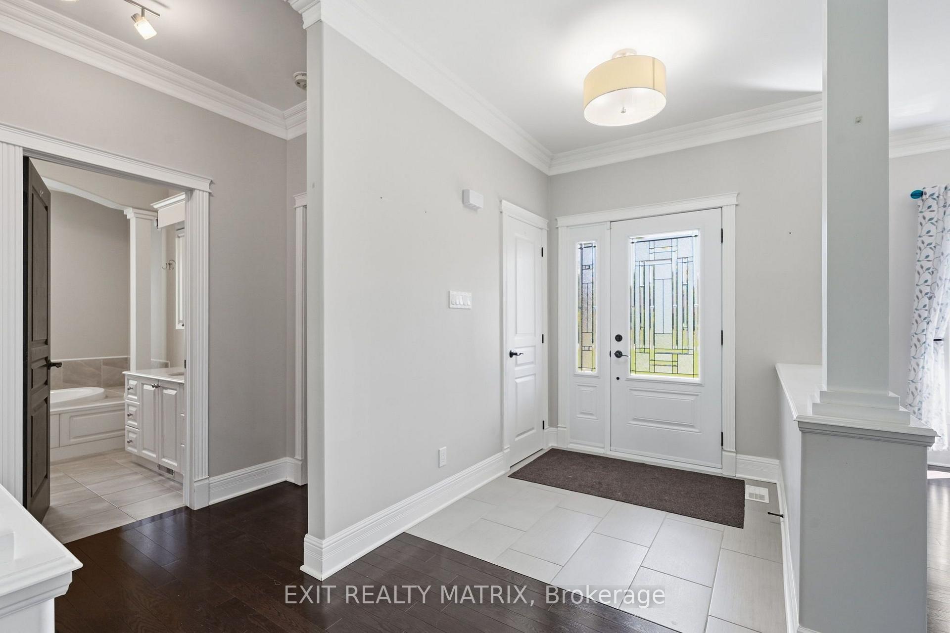 Photo 5 of 501 Du Parc Road, Champlain, L'Orignal — HOMEH