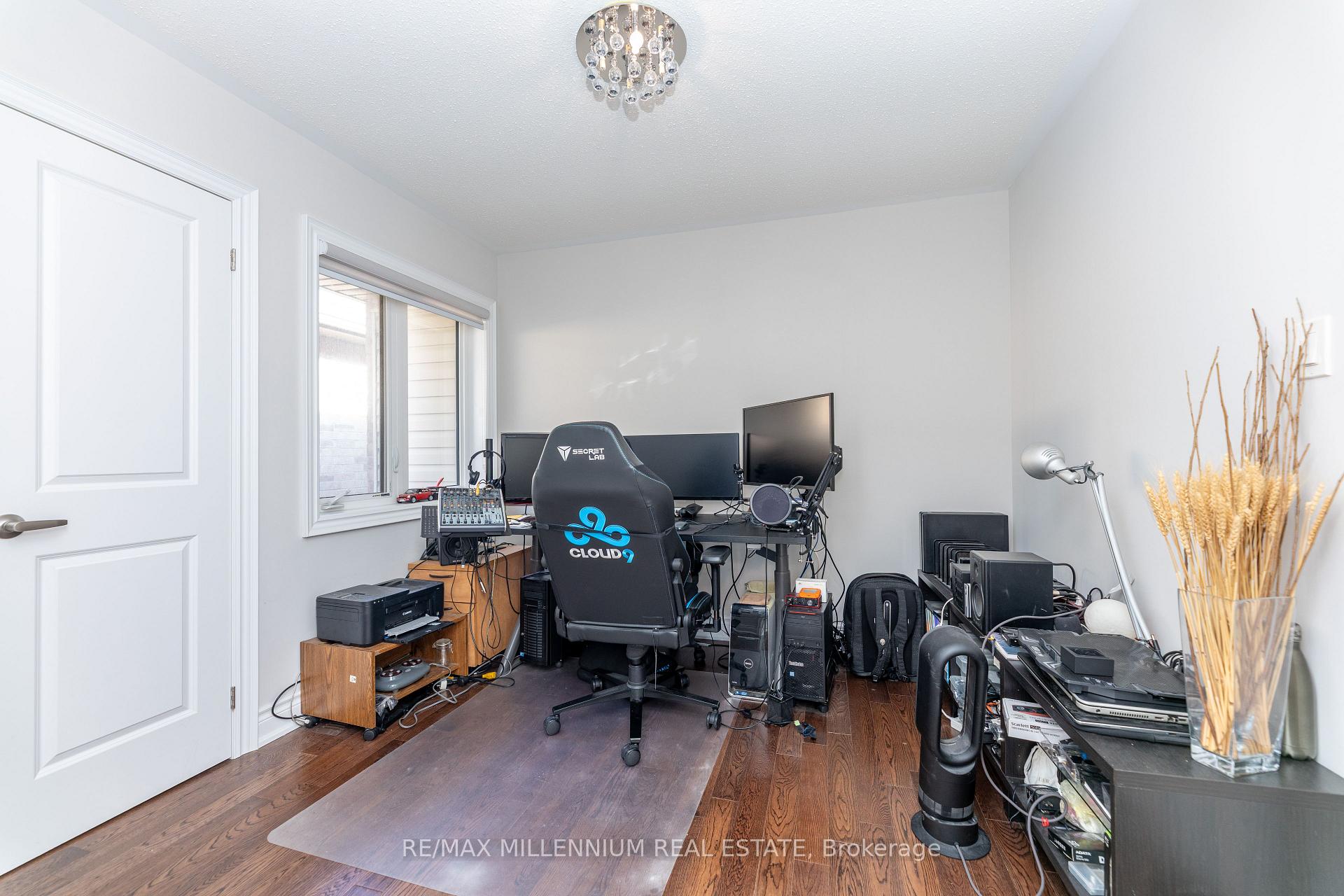 Photo 30 of 40 Frederick Pearson Street, East Gwillimbury, Queensville — HOMEH