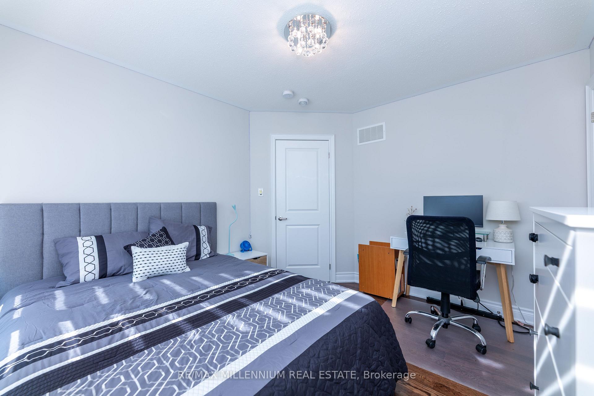 Photo 34 of 40 Frederick Pearson Street, East Gwillimbury, Queensville — HOMEH