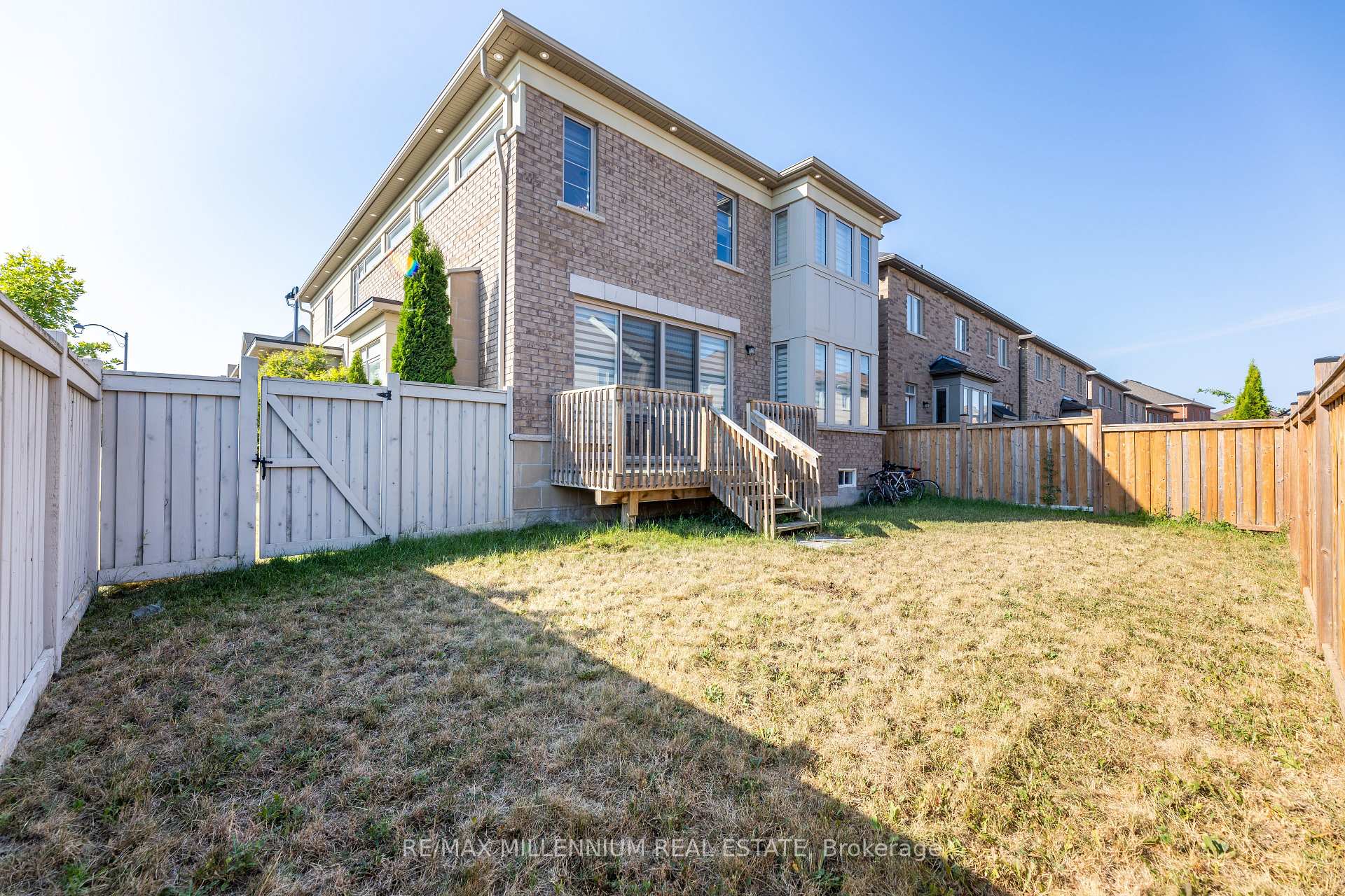 Photo 43 of 40 Frederick Pearson Street, East Gwillimbury, Queensville — HOMEH