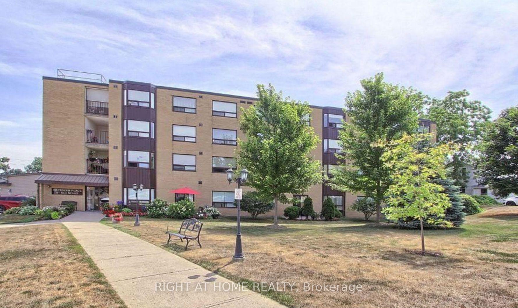 Photo of Unit 402, 41 Ash Street