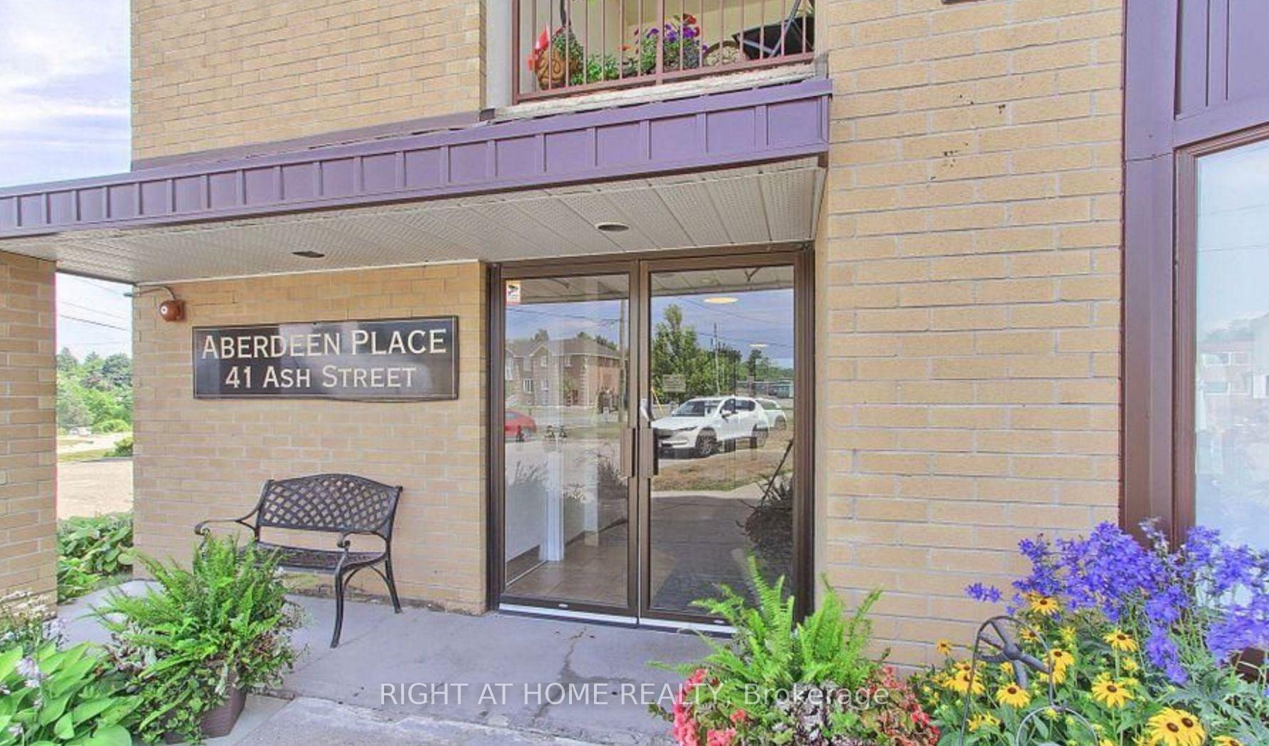 Photo 2 of Unit 402, 41 Ash Street, Uxbridge — HOMEH