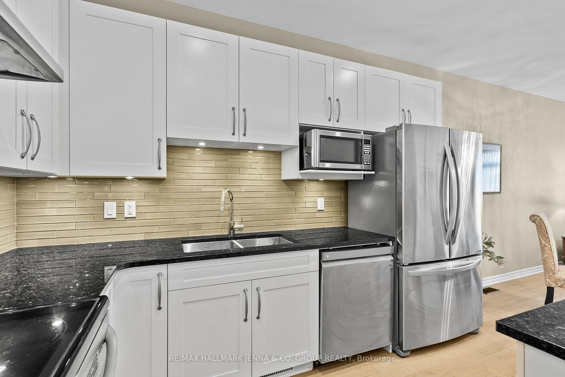 Photo 12 of 540 Silverbell Crescent, Ottawa, Blossom Park/Kemp Park/Findlay Creek — HOMEH