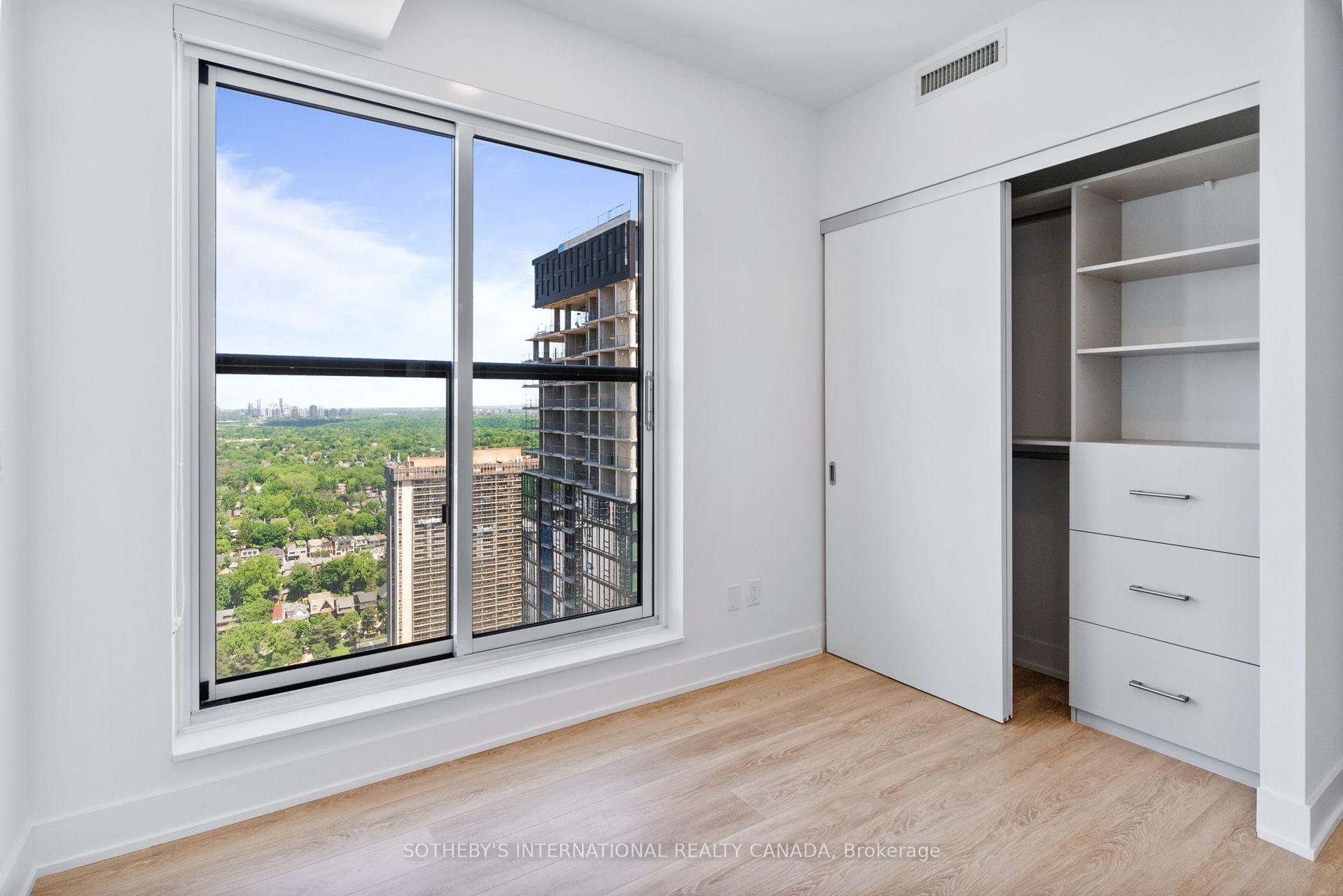 Photo 16 of Unit 710, 200 Redpath Avenue, Toronto, Mount Pleasant East — HOMEH