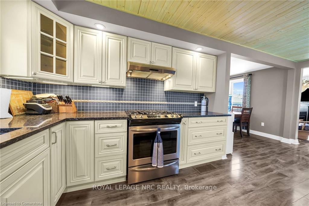 Photo 13 of 2970 Lakeshore Road, Haldimand, Dunnville — HOMEH