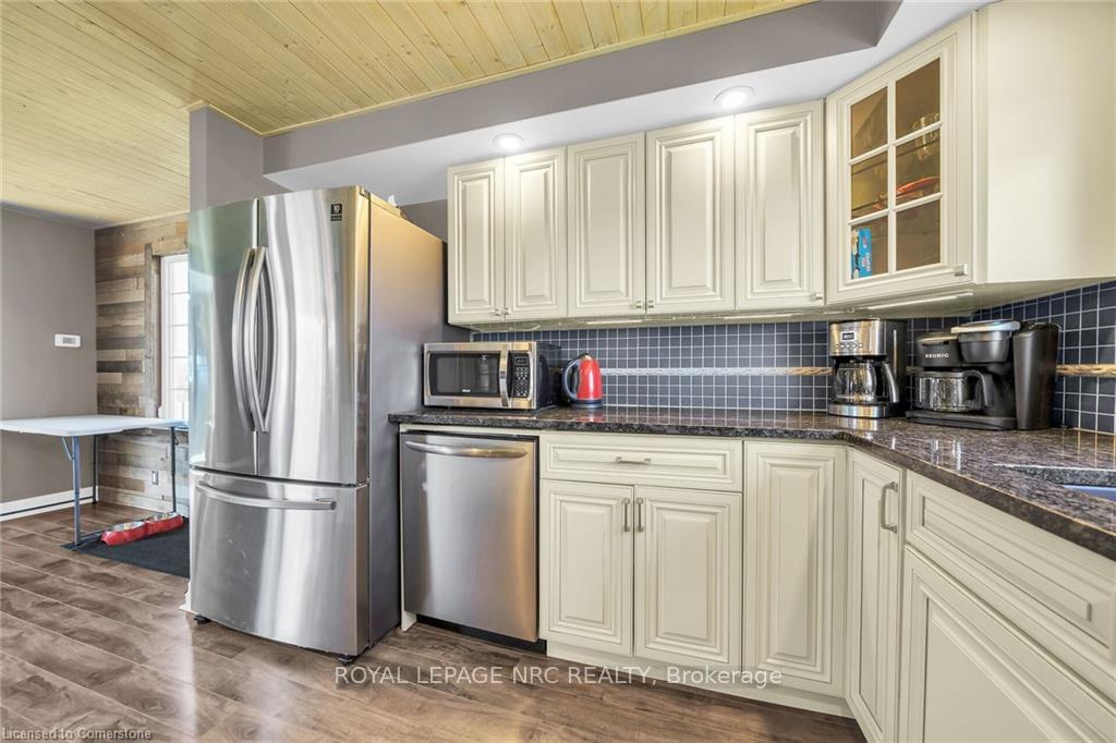 Photo 14 of 2970 Lakeshore Road, Haldimand, Dunnville — HOMEH