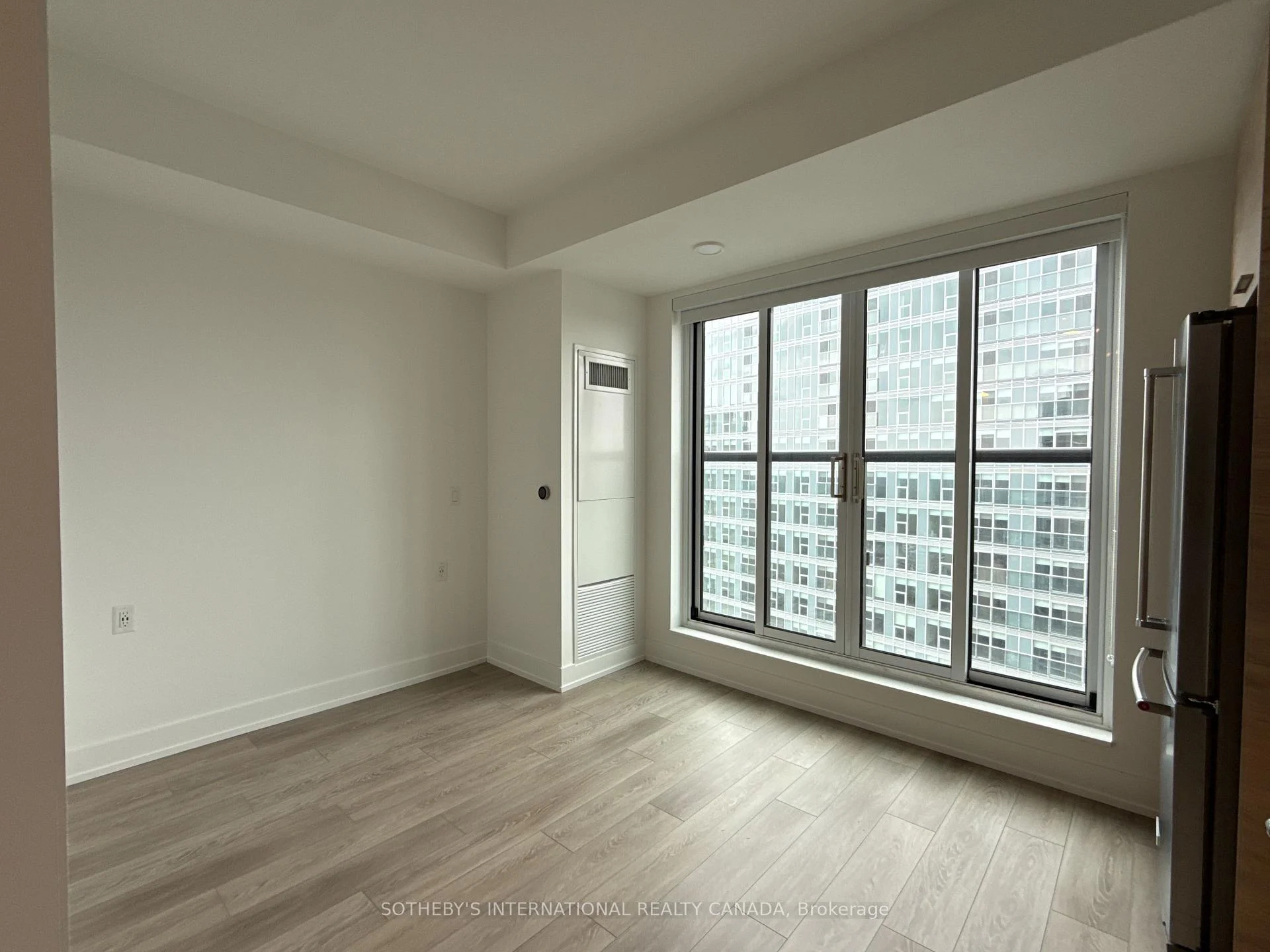 Photo 74 of Unit 2606, 200 Redpath Avenue, Toronto, Mount Pleasant East — HOMEH