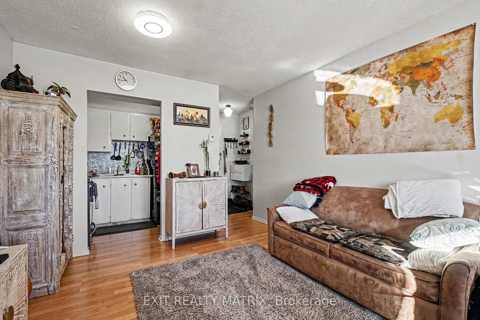 Photo 5 of Unit 203, 2044 Arrowsmith Drive, Ottawa, Beacon Hill South — HOMEH