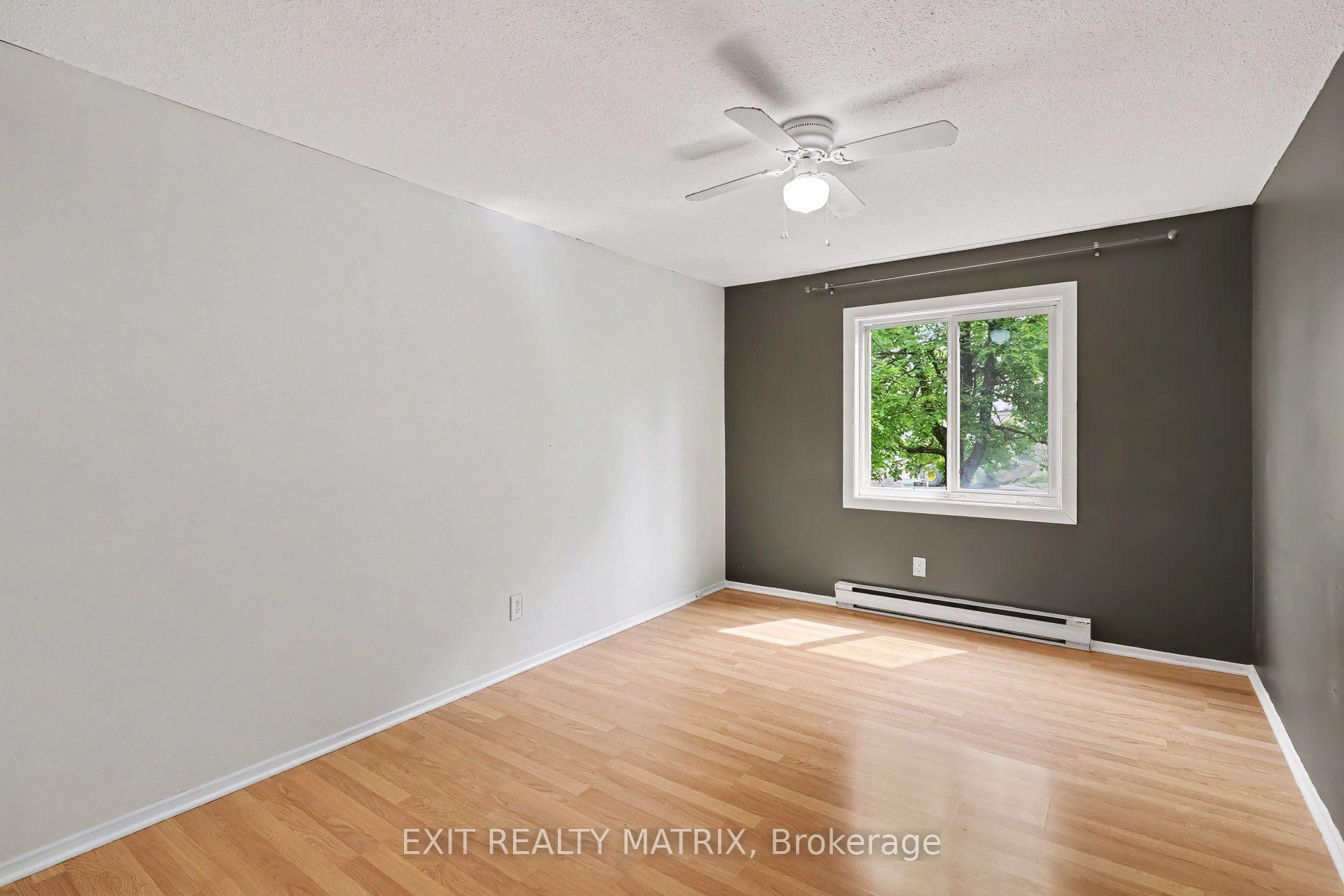 Photo 11 of Unit 203, 2044 Arrowsmith Drive, Ottawa, Beacon Hill South — HOMEH