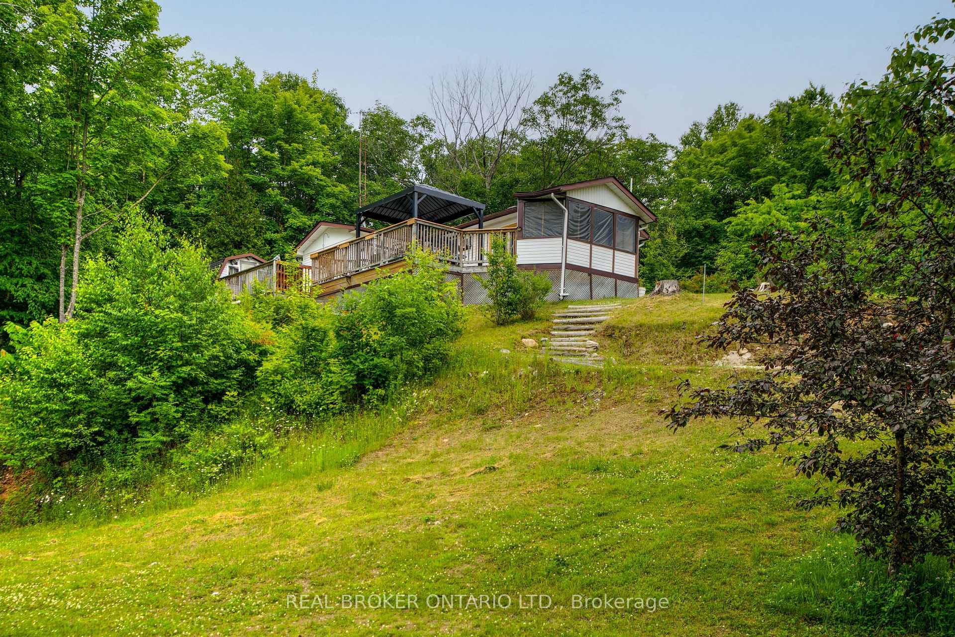 Photo 7 of 1180 Guigue Road, Frontenac, Frontenac Centre — HOMEH