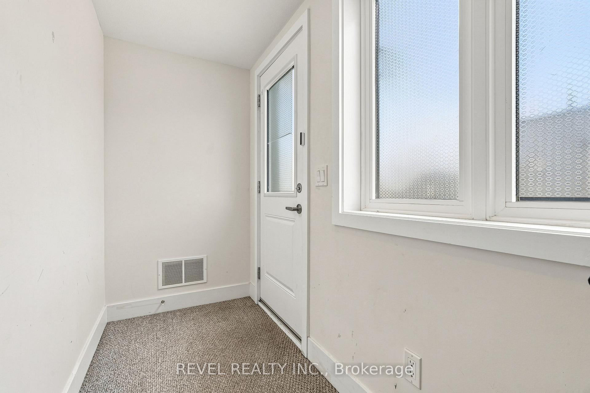 Photo 38 of Unit 23, 261 Skinner Road, Hamilton, Waterdown — HOMEH