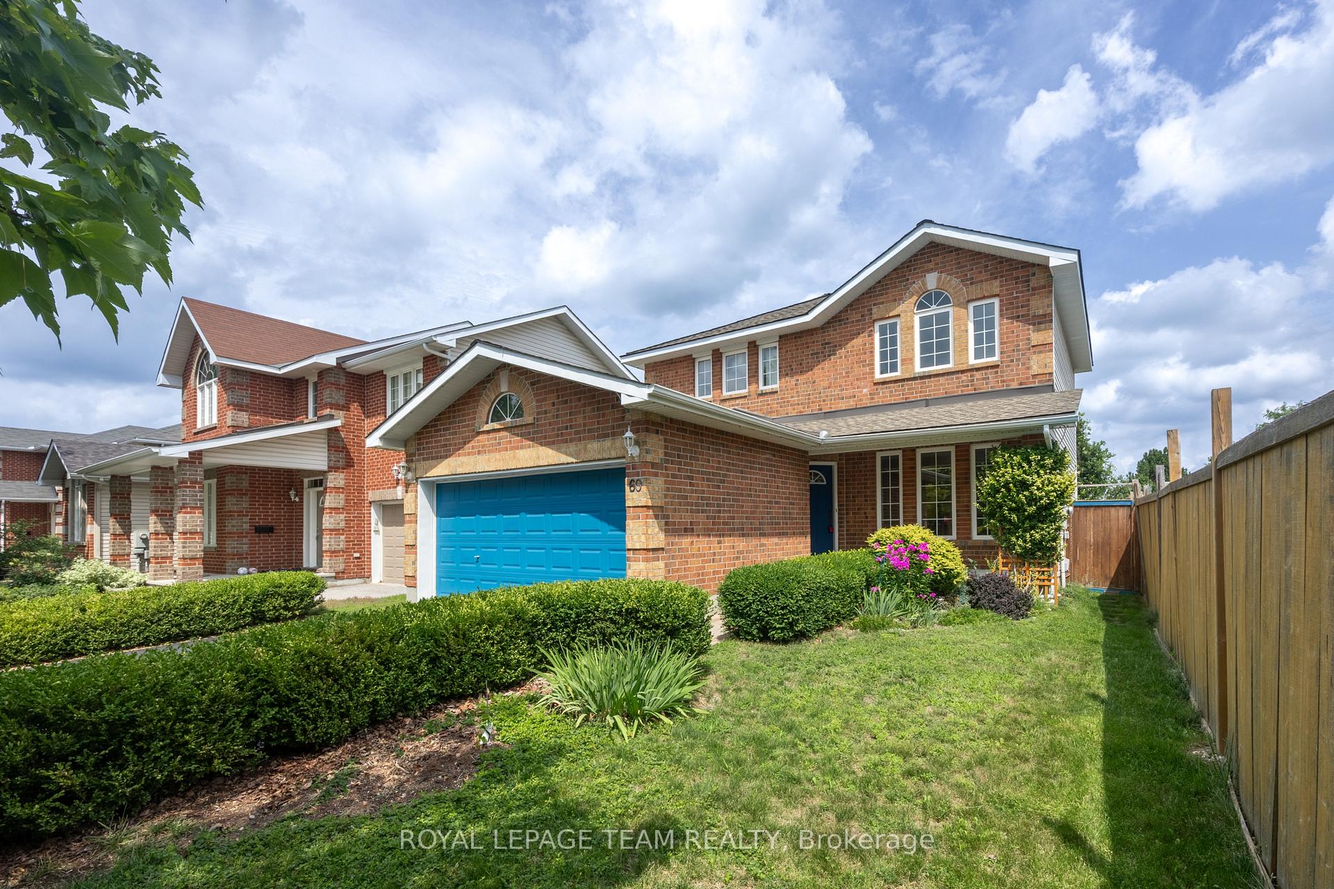 Photo 2 of 60 Woliston Crescent, Ottawa, Kanata - Morgan's Grant/South March — HOMEH