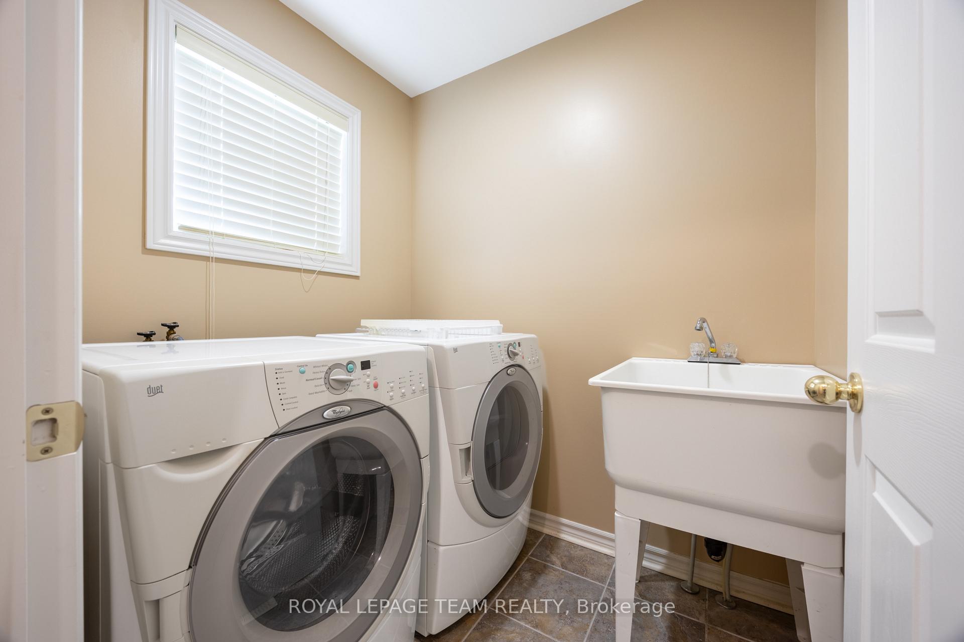 Photo 10 of 60 Woliston Crescent, Ottawa, Kanata - Morgan's Grant/South March — HOMEH