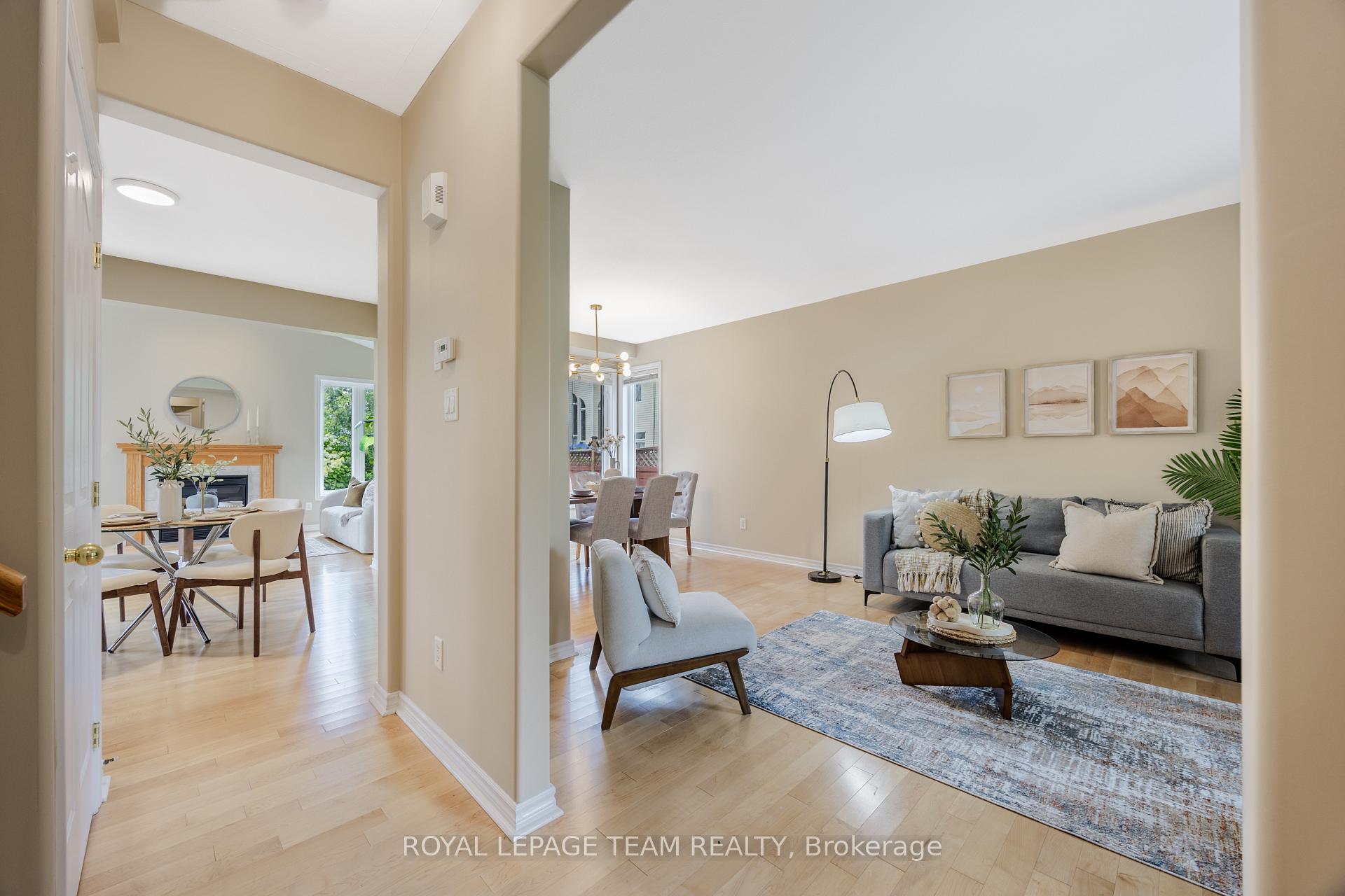 Photo 11 of 60 Woliston Crescent, Ottawa, Kanata - Morgan's Grant/South March — HOMEH