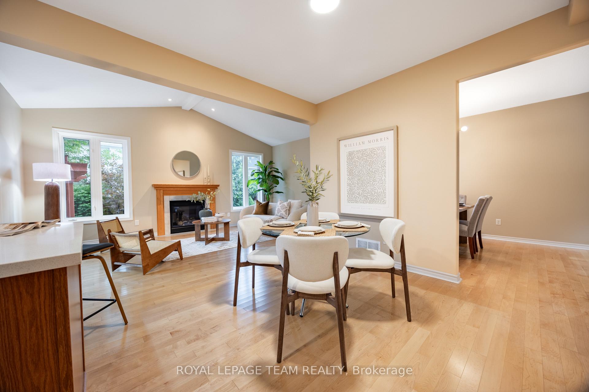 Photo 22 of 60 Woliston Crescent, Ottawa, Kanata - Morgan's Grant/South March — HOMEH