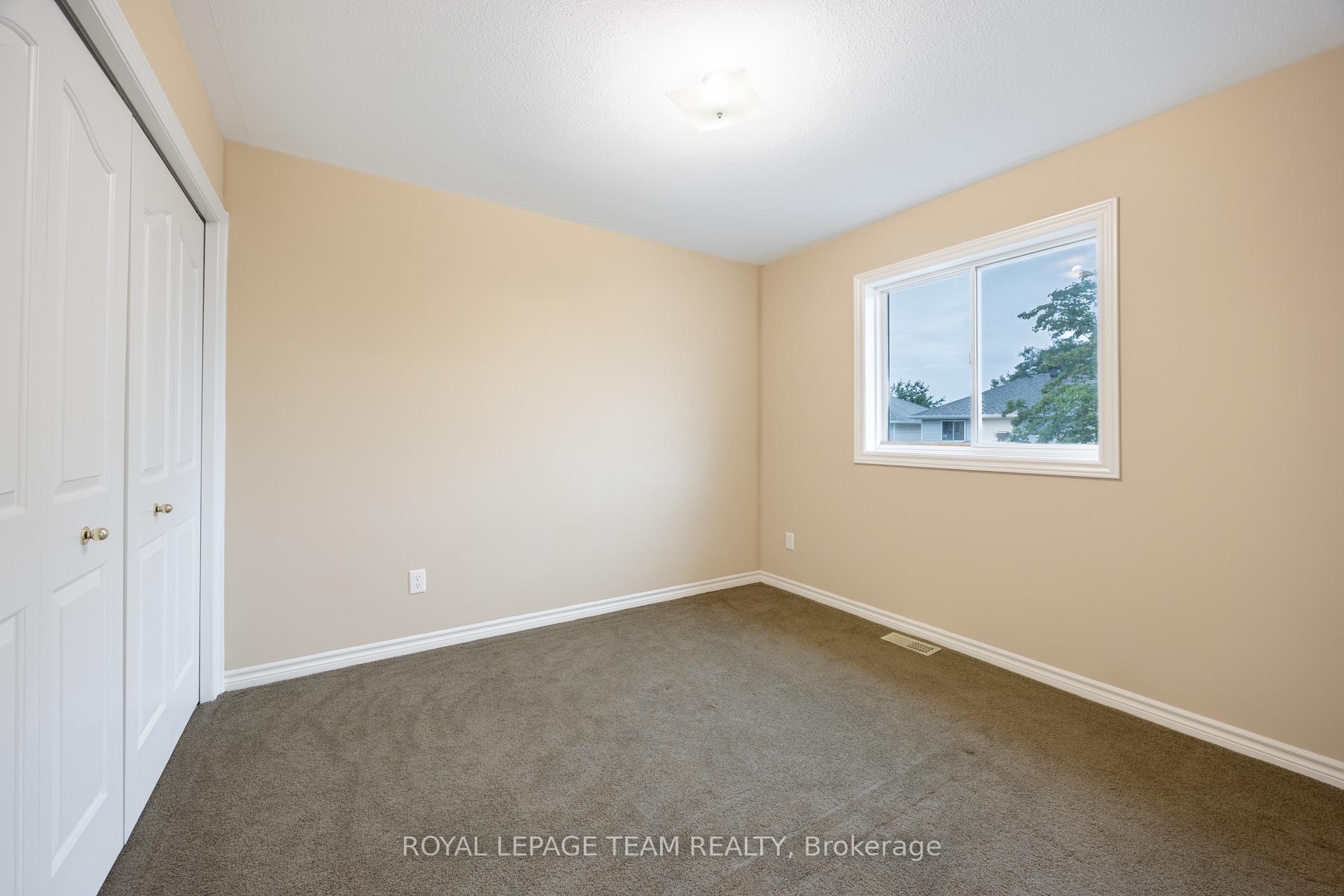 Photo 39 of 60 Woliston Crescent, Ottawa, Kanata - Morgan's Grant/South March — HOMEH