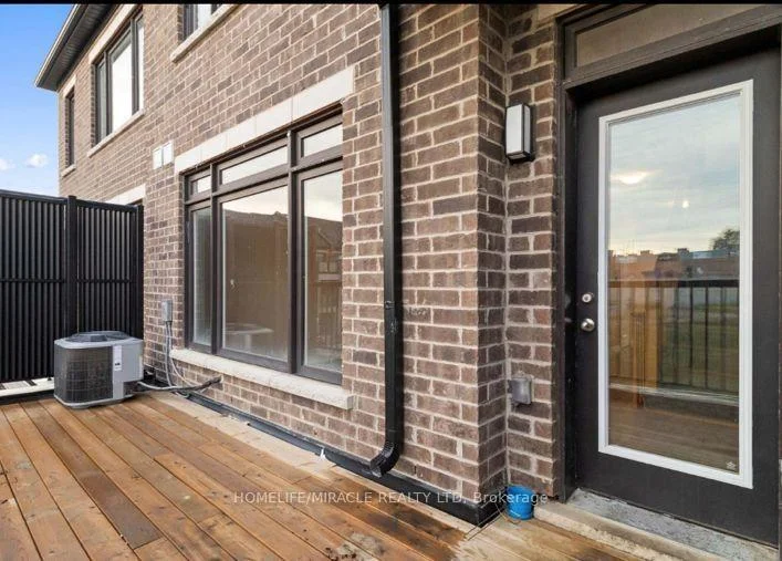 Photo 28 of Unit 109, 585 Colborne Street E, Brantford, East Ward — HOMEH