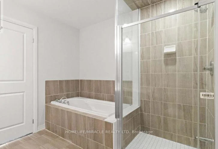 Photo 34 of Unit 109, 585 Colborne Street E, Brantford, East Ward — HOMEH