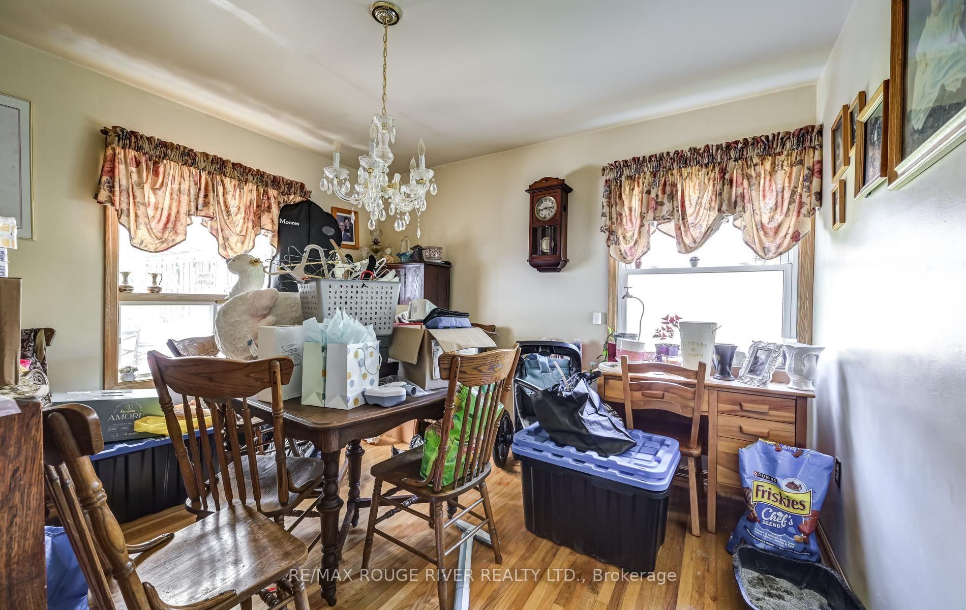 Photo 8 of 1106 Green Street, Whitby, Downtown Whitby — HOMEH